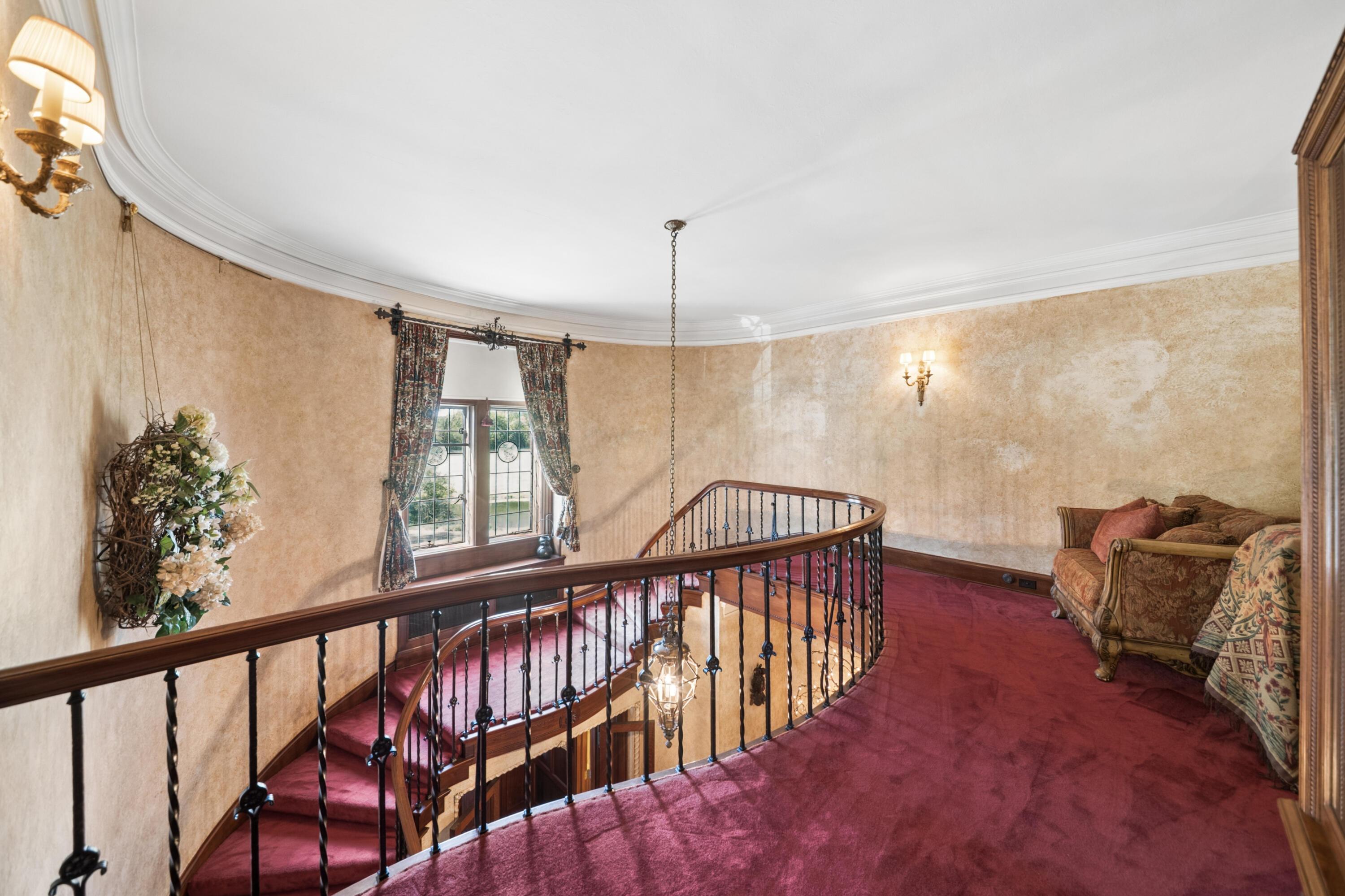 2721 N State Route 53