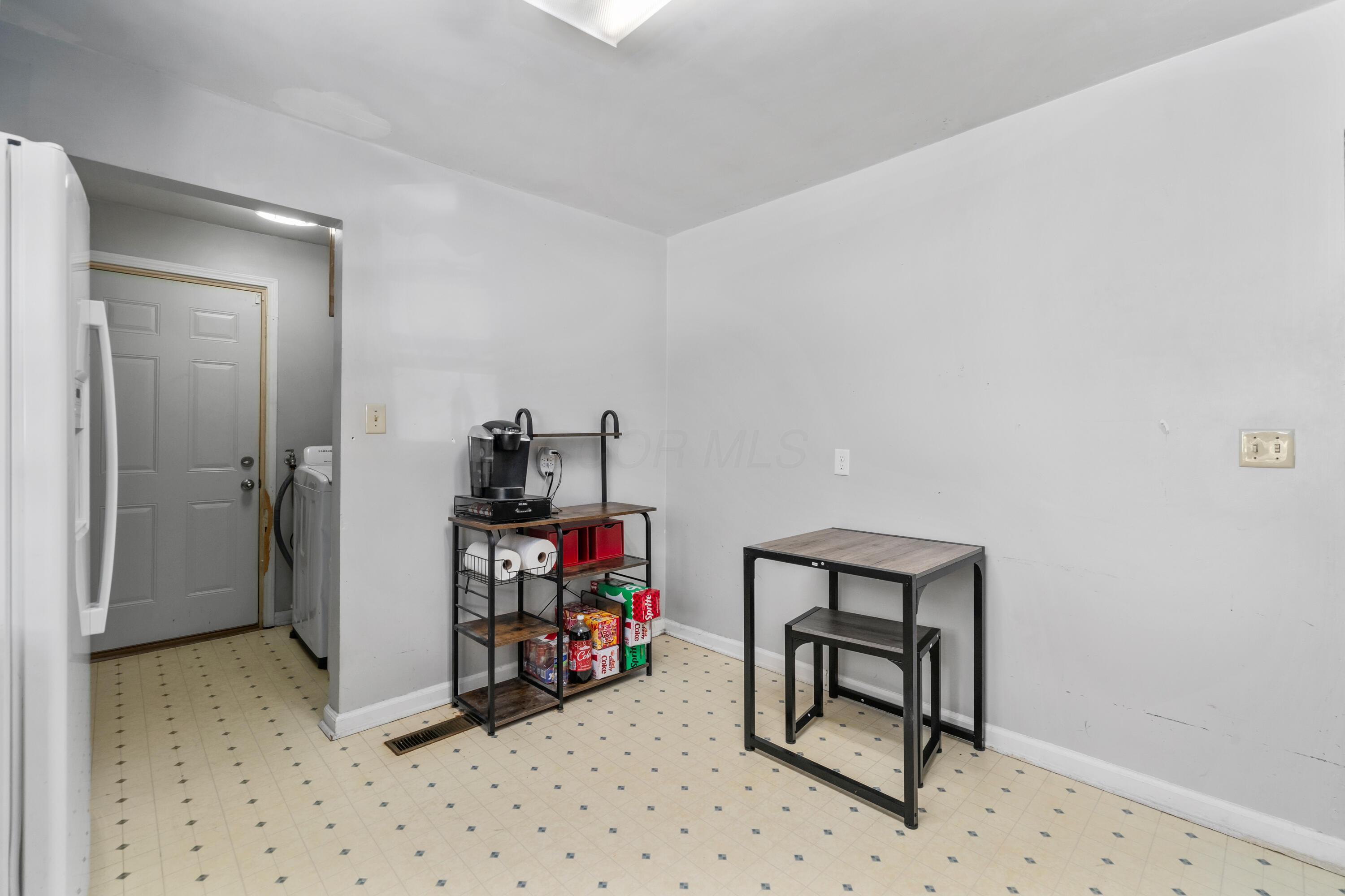 105 S Allen Street