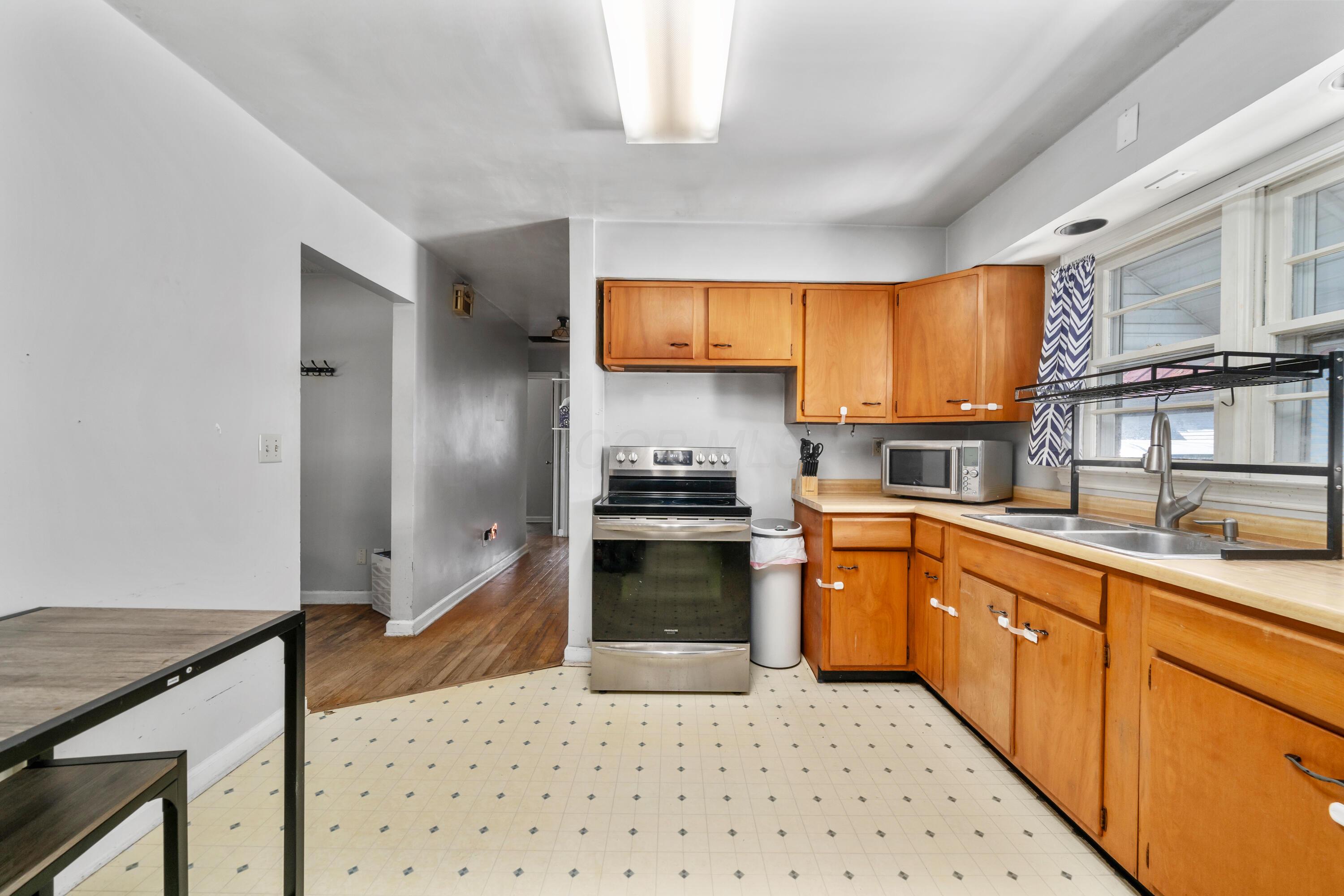 105 S Allen Street