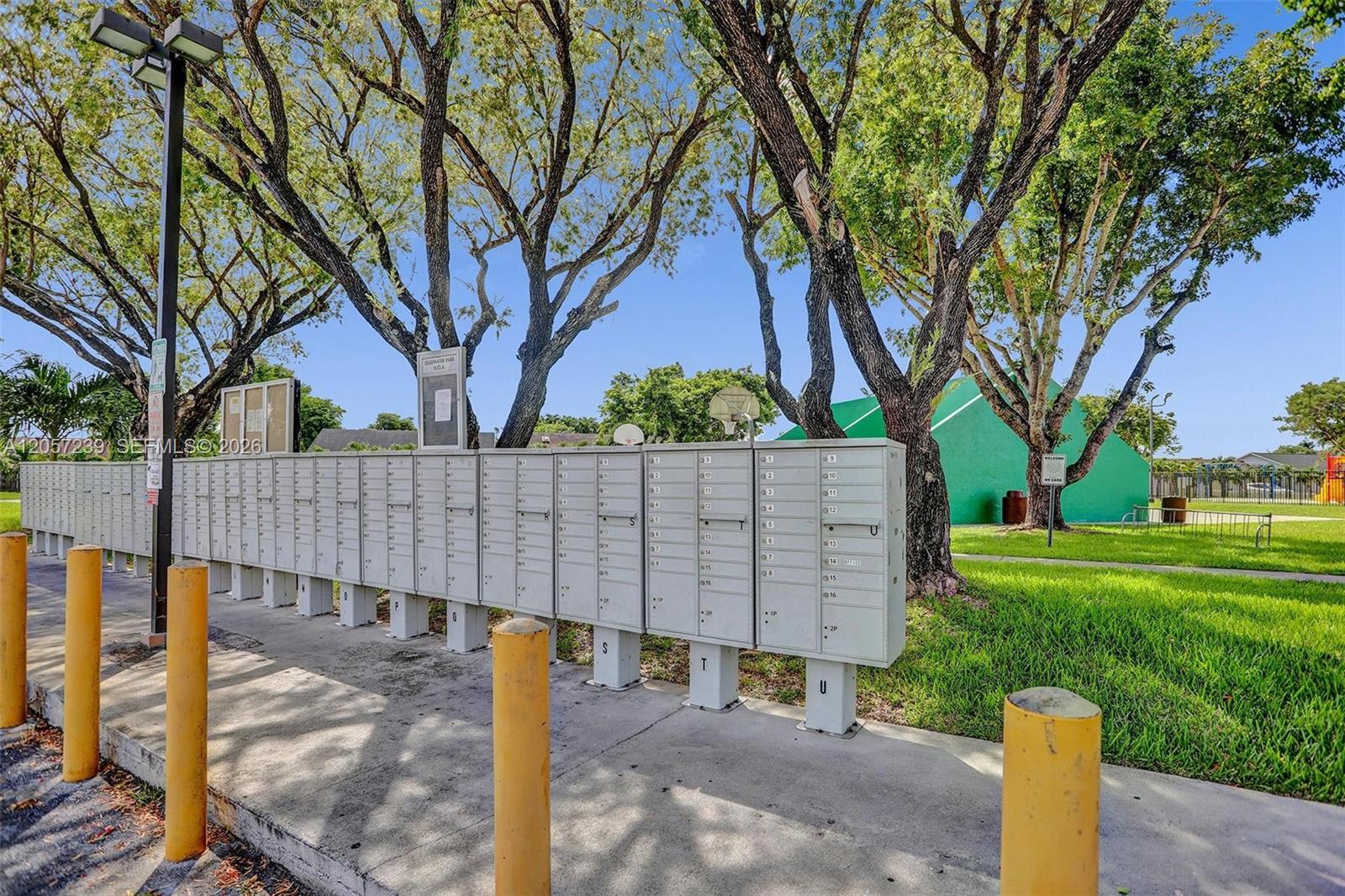 11529 SW 133rd Ter