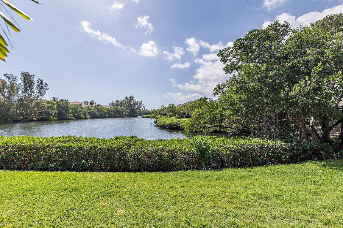 1802 Fairway Drive S