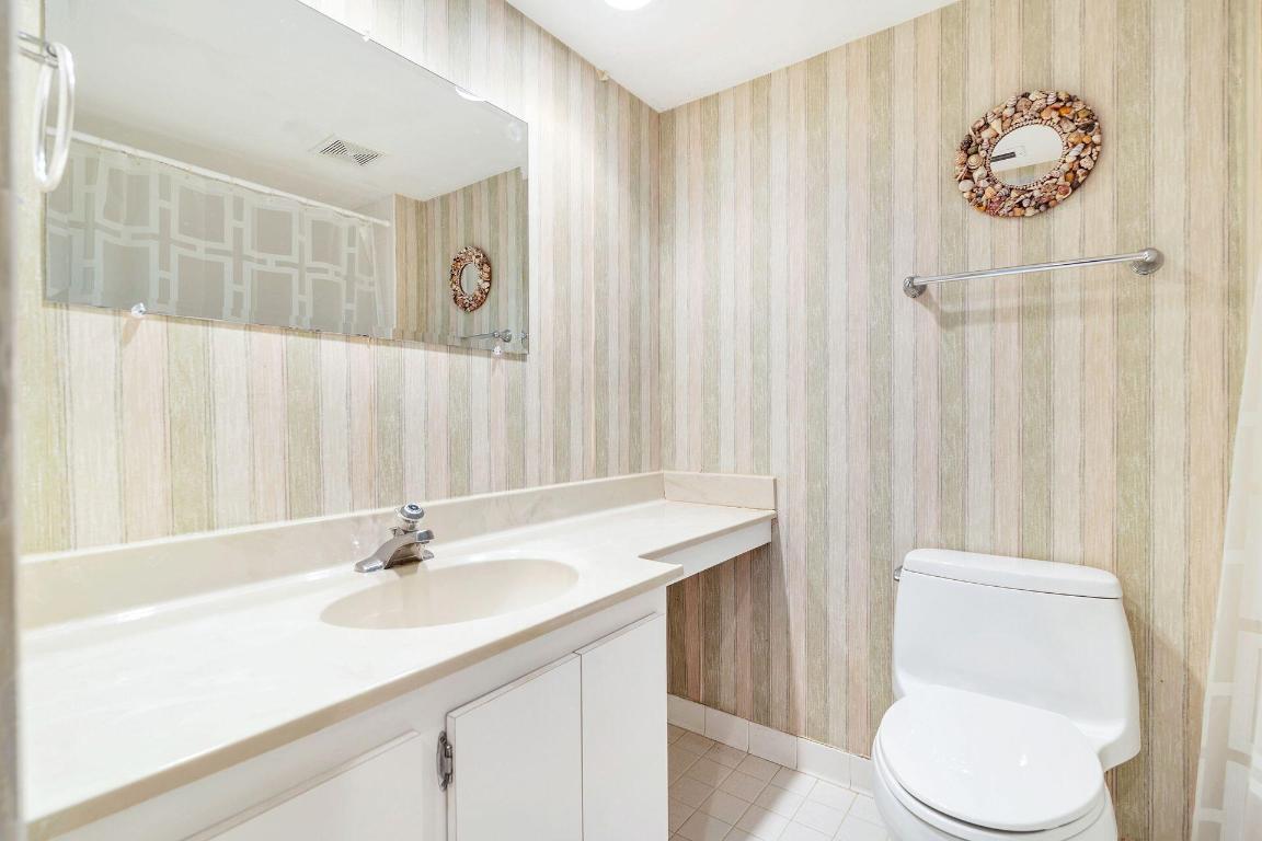 1802 Fairway Drive S