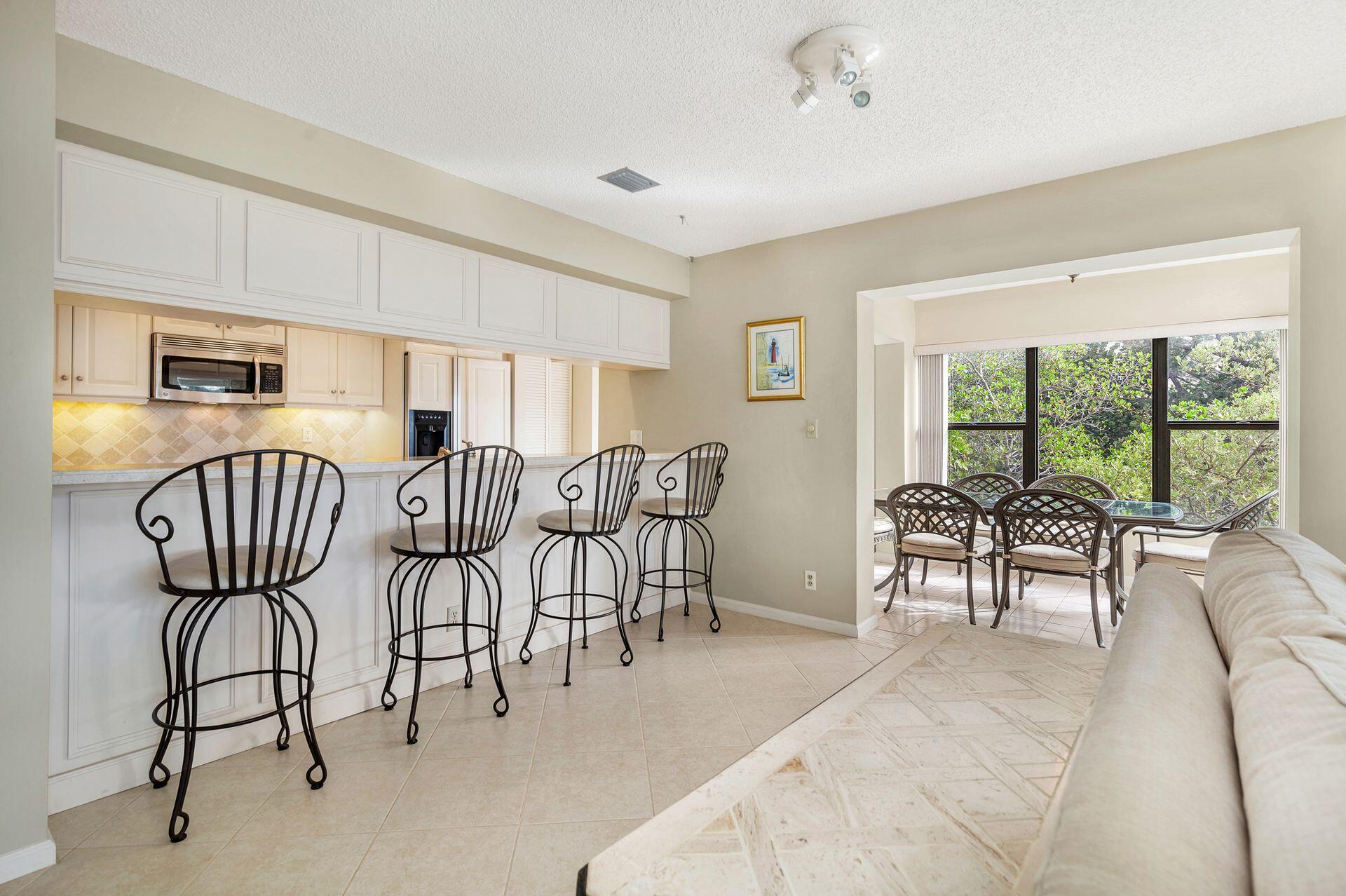 1802 Fairway Drive S