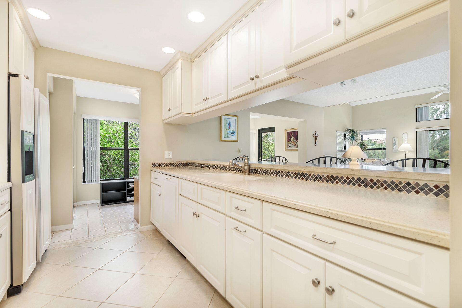 1802 Fairway Drive S