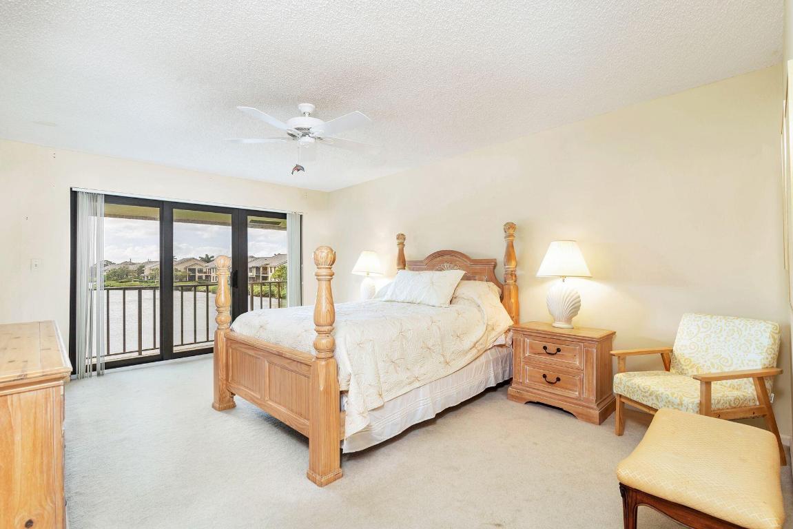 1802 Fairway Drive S