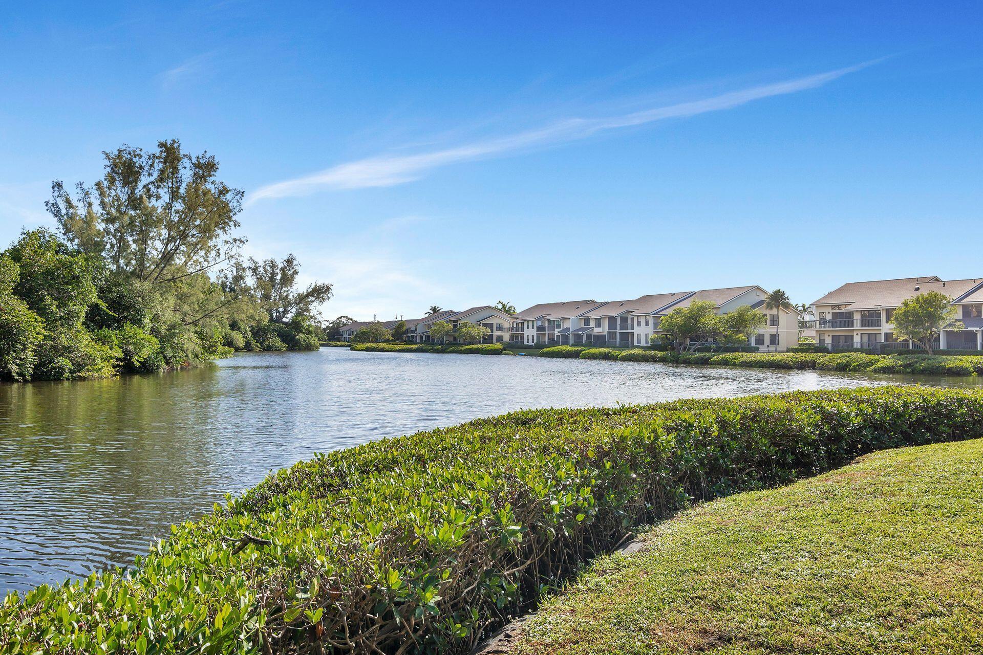 1802 Fairway Drive S