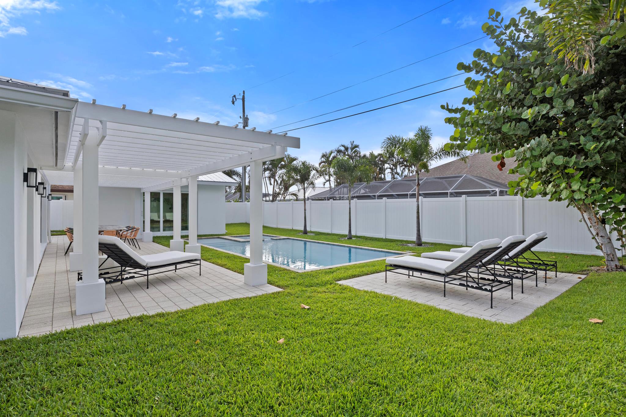 3390 Coral Place