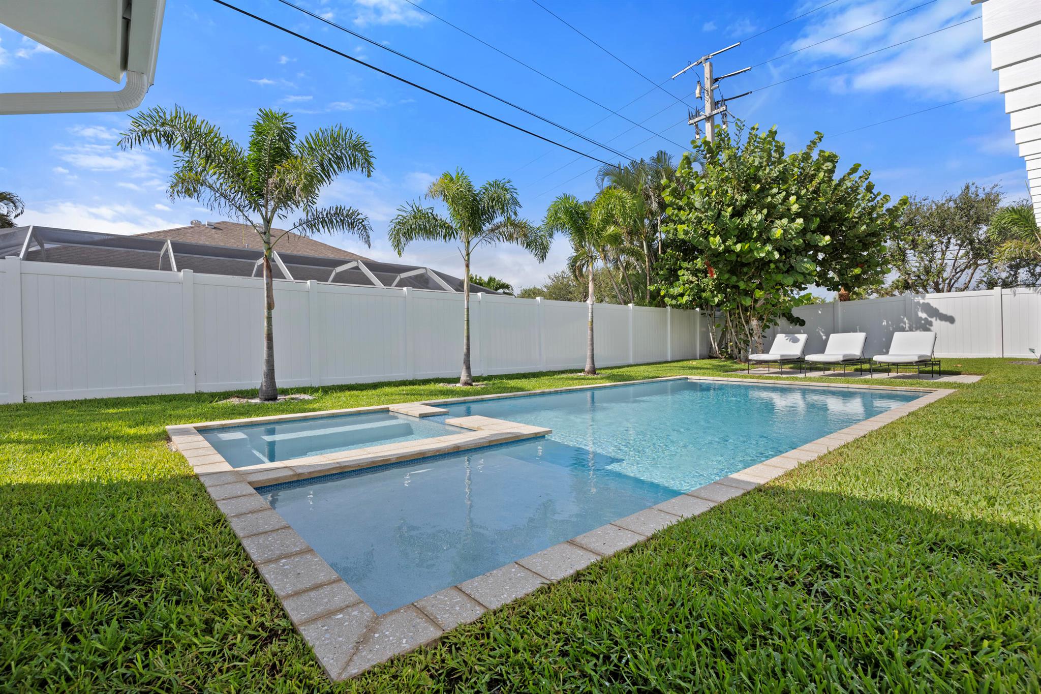 3390 Coral Place