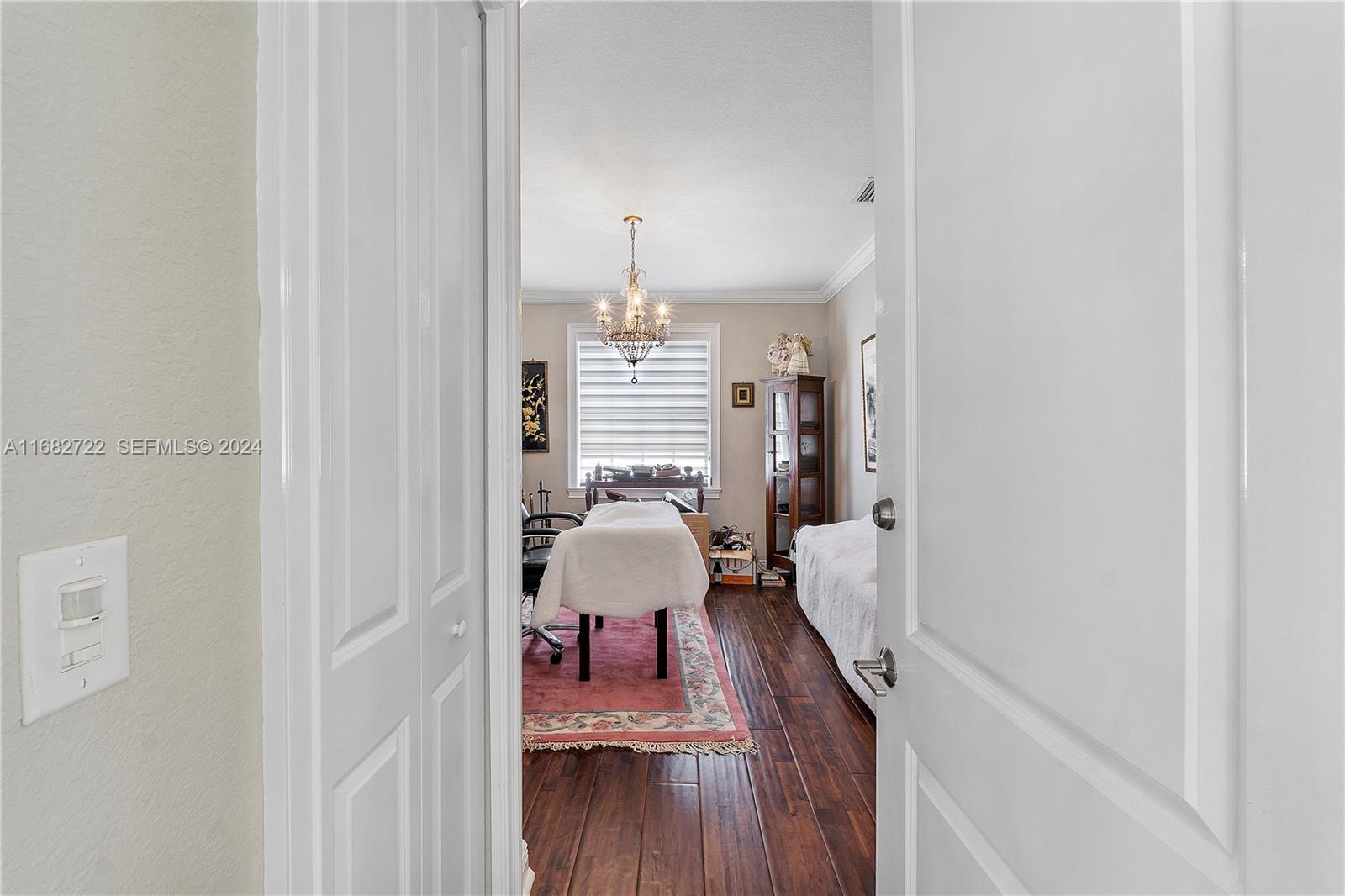 14243 S Jockey Circle S