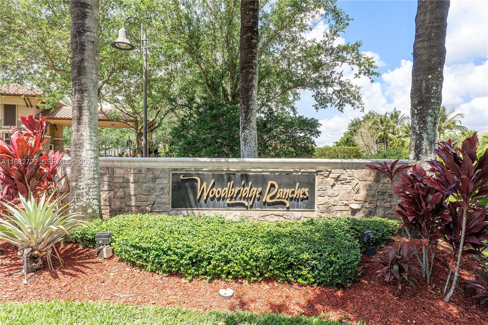 14243 S Jockey Circle S