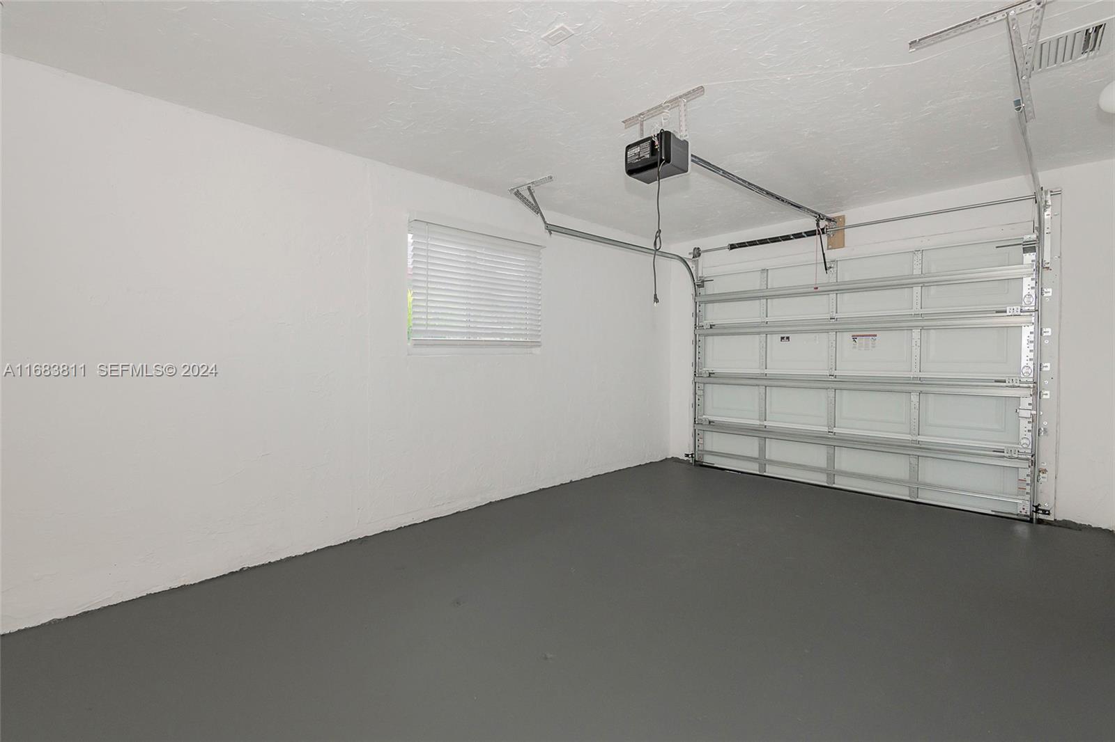 484 W Royal Palm Road