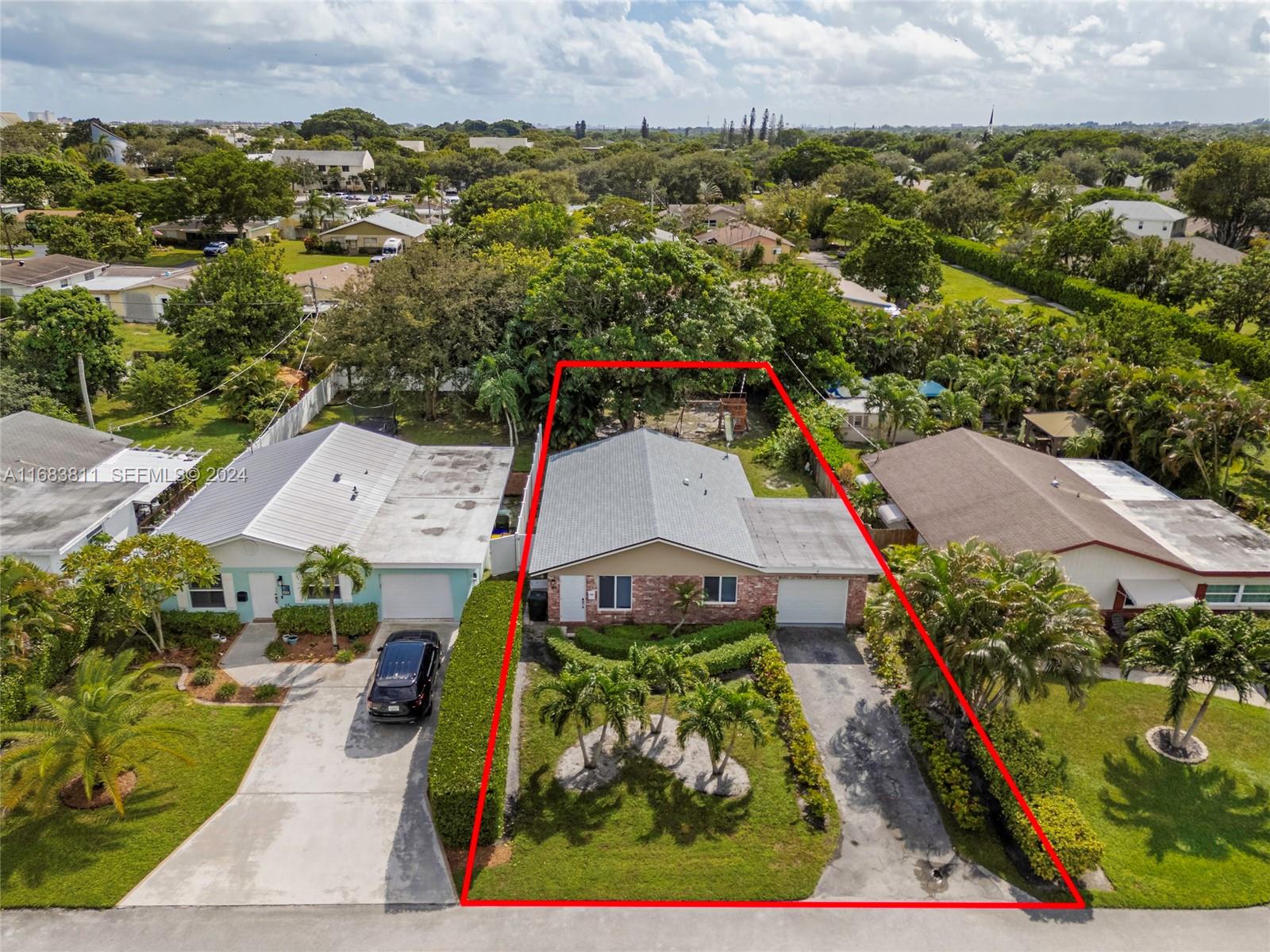 484 W Royal Palm Road