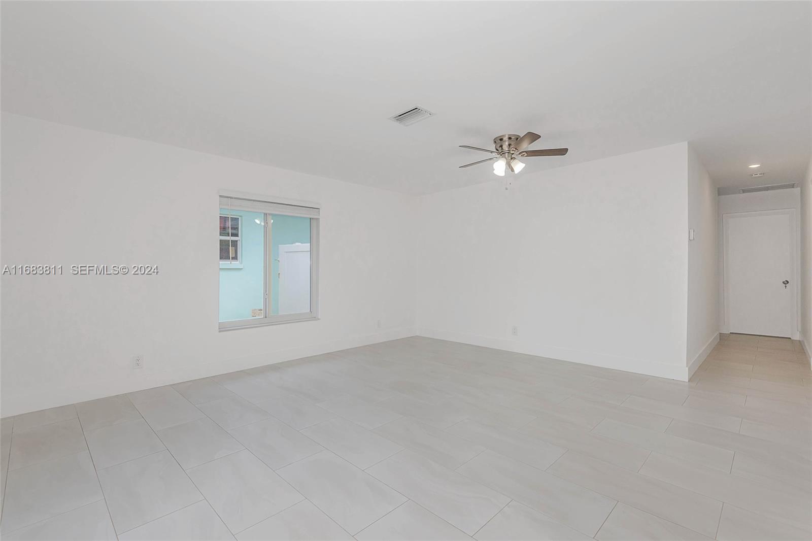 484 W Royal Palm Road