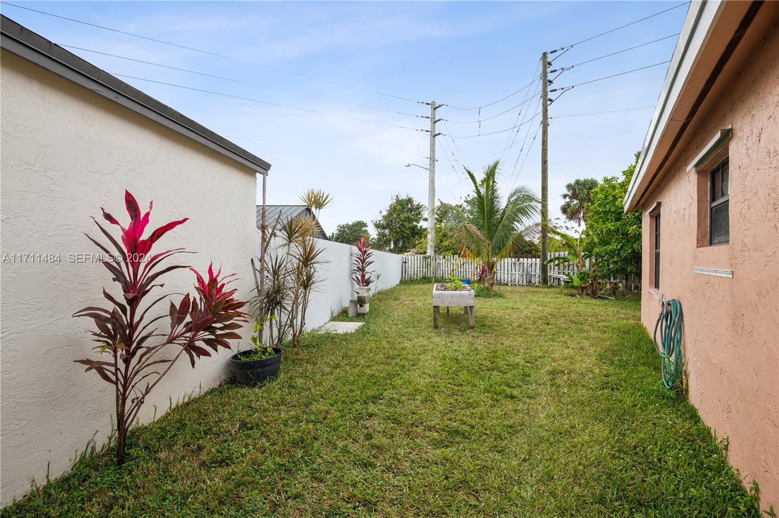 2430 SW 86th Avenue