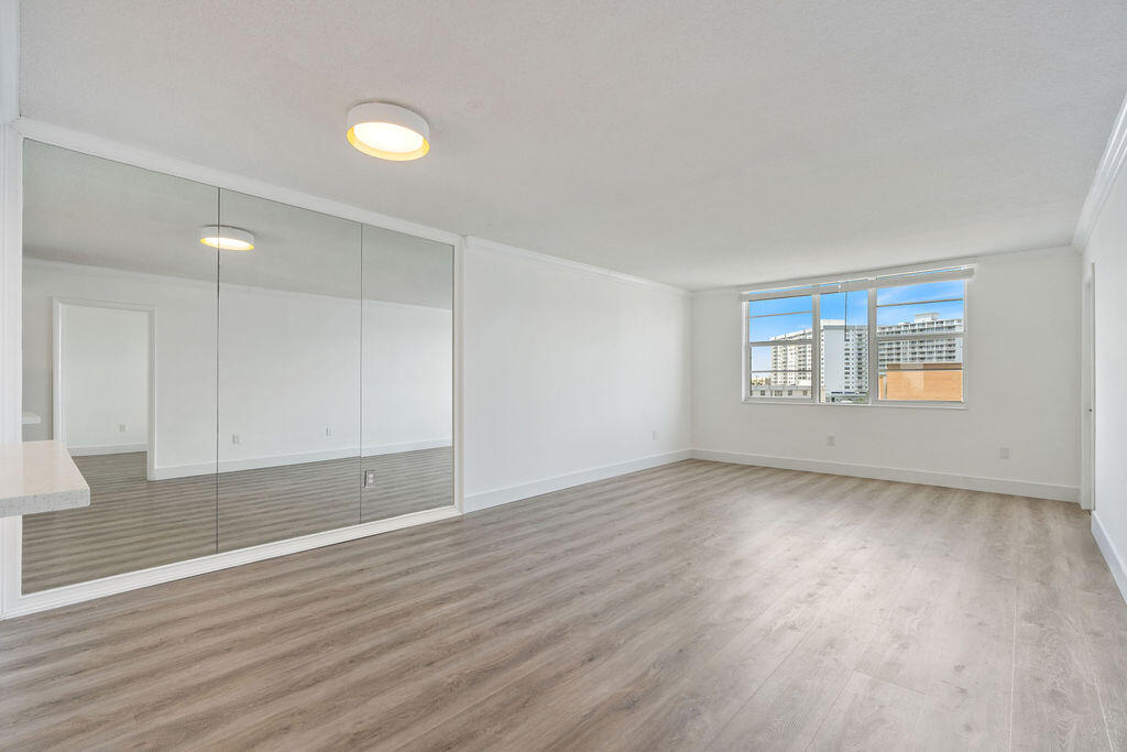 1893 S Ocean Drive 503