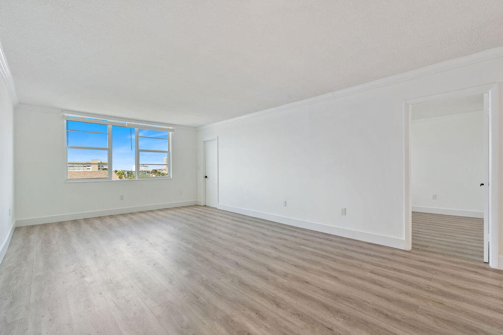 1893 S Ocean Drive 503