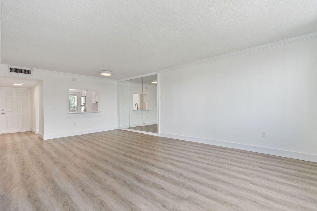 1893 S Ocean Drive 503