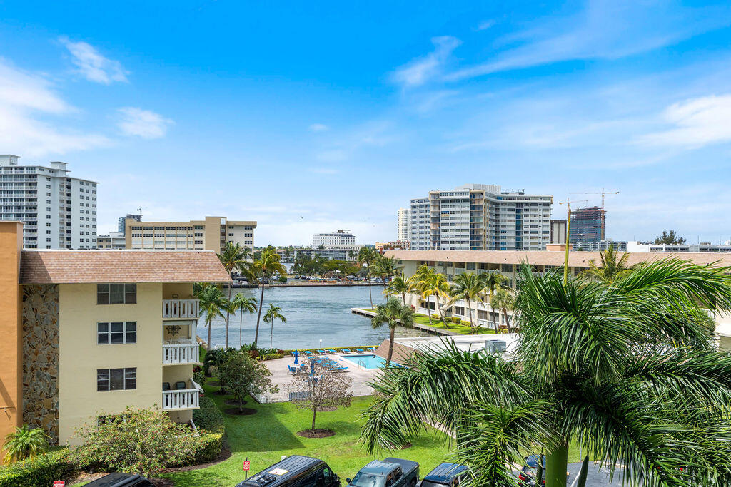 1893 S Ocean Drive 503