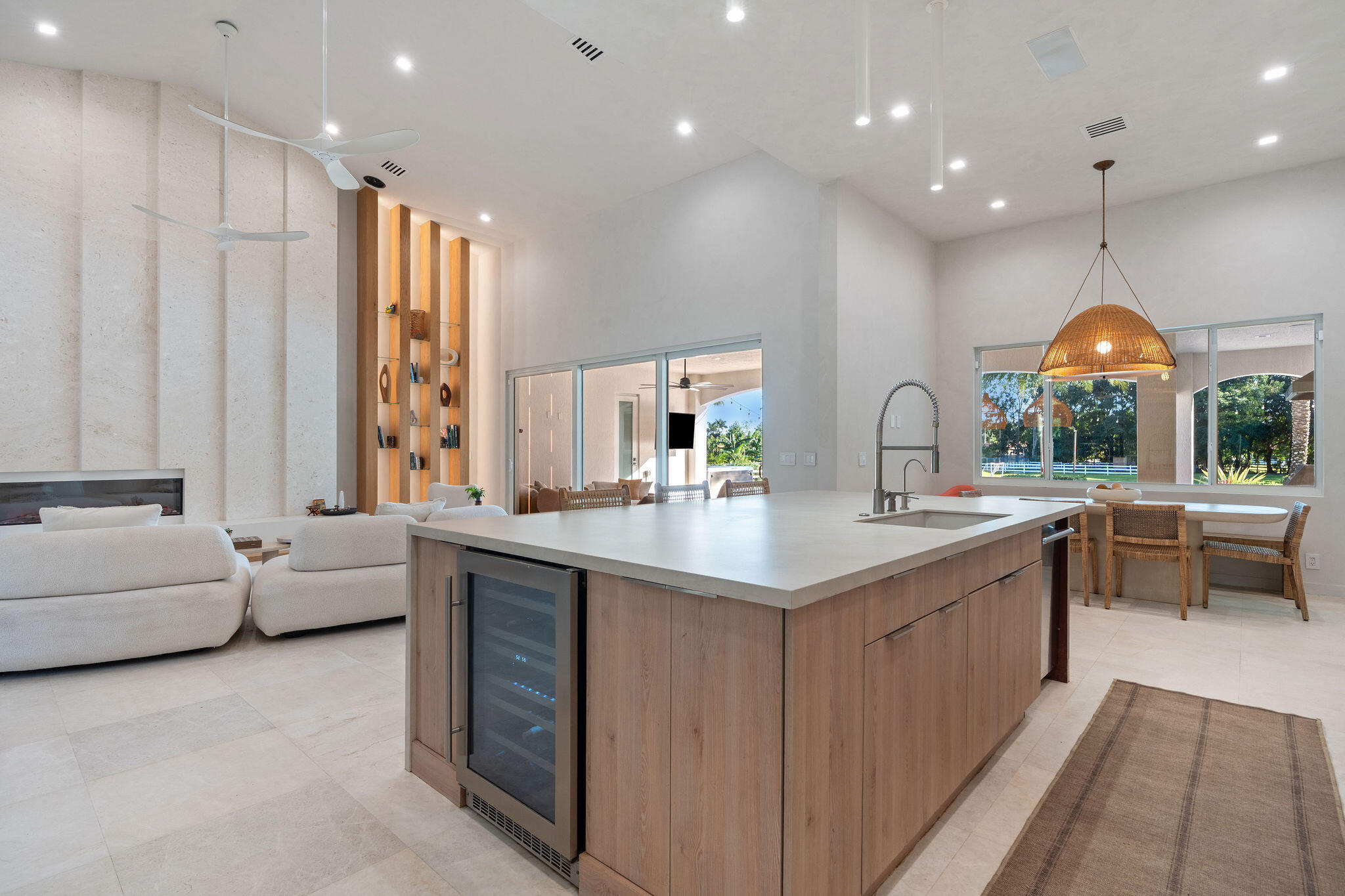 14600 Sunset Lane