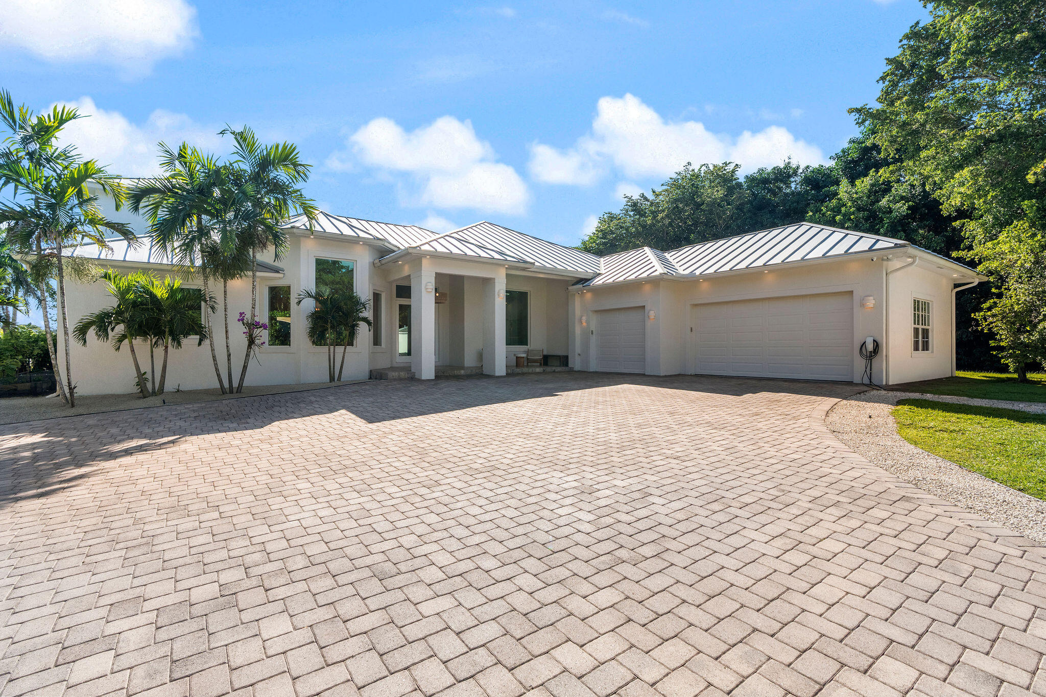 14600 Sunset Lane