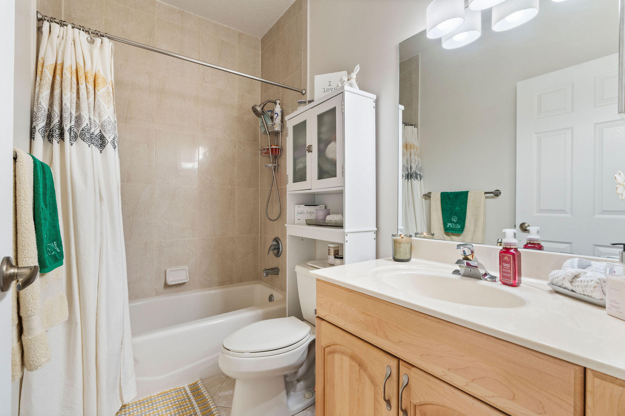 5230 SW 195th Ter