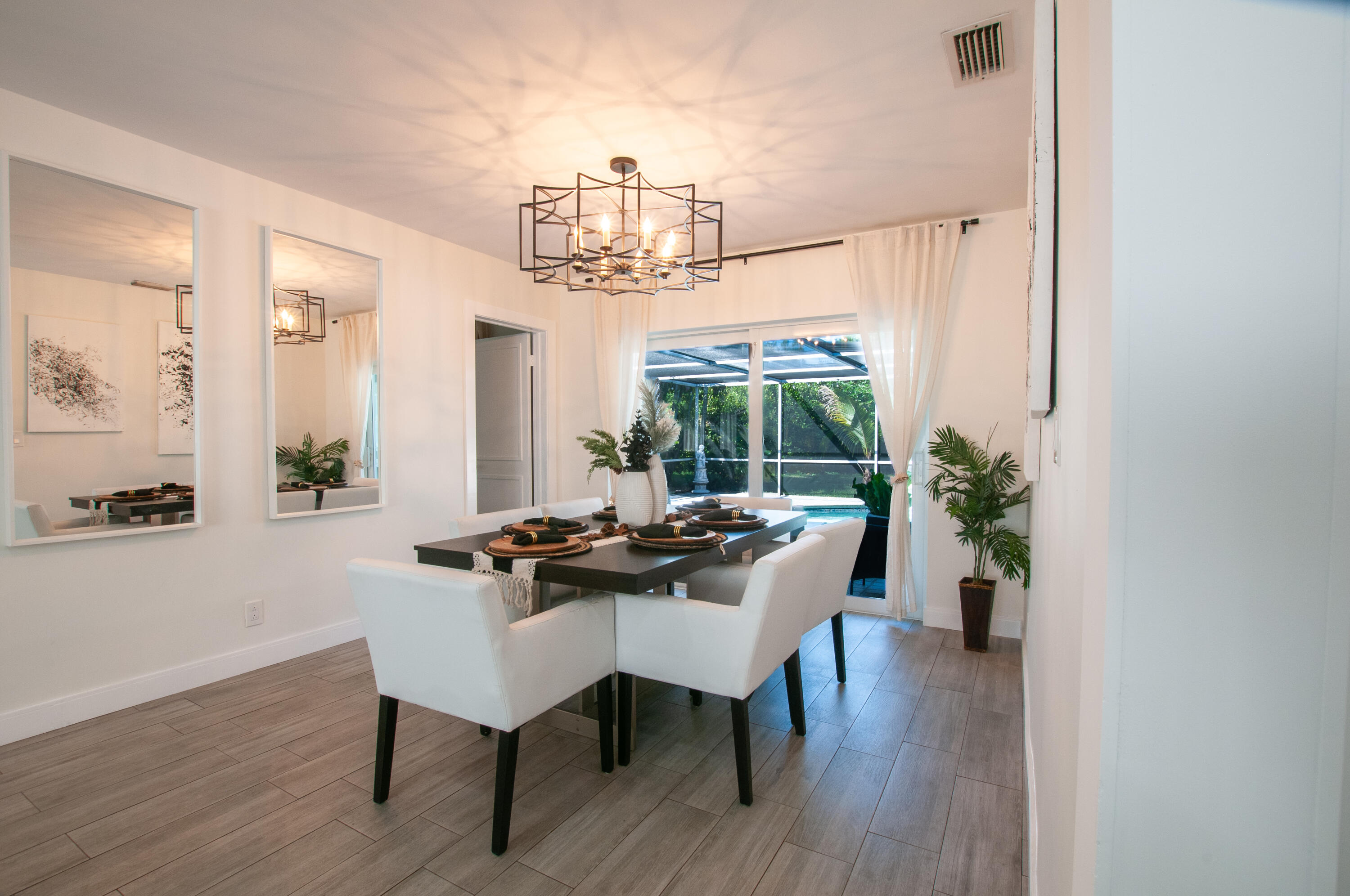 4507 Norfolk Island Pine Drive