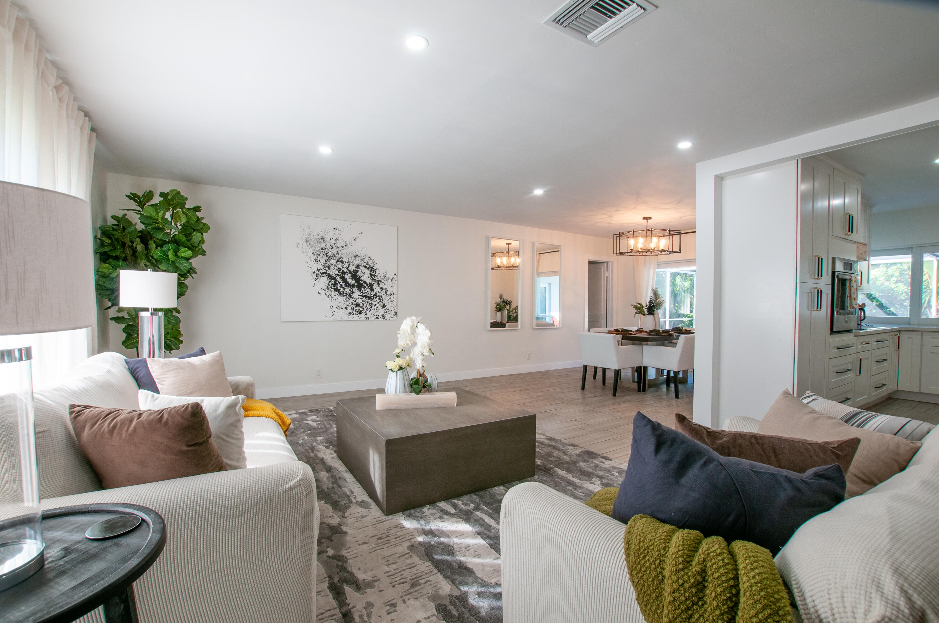 4507 Norfolk Island Pine Drive