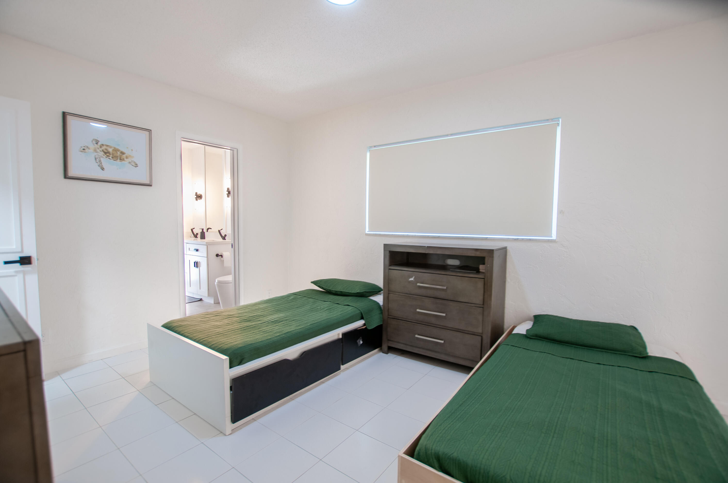 4507 Norfolk Island Pine Drive