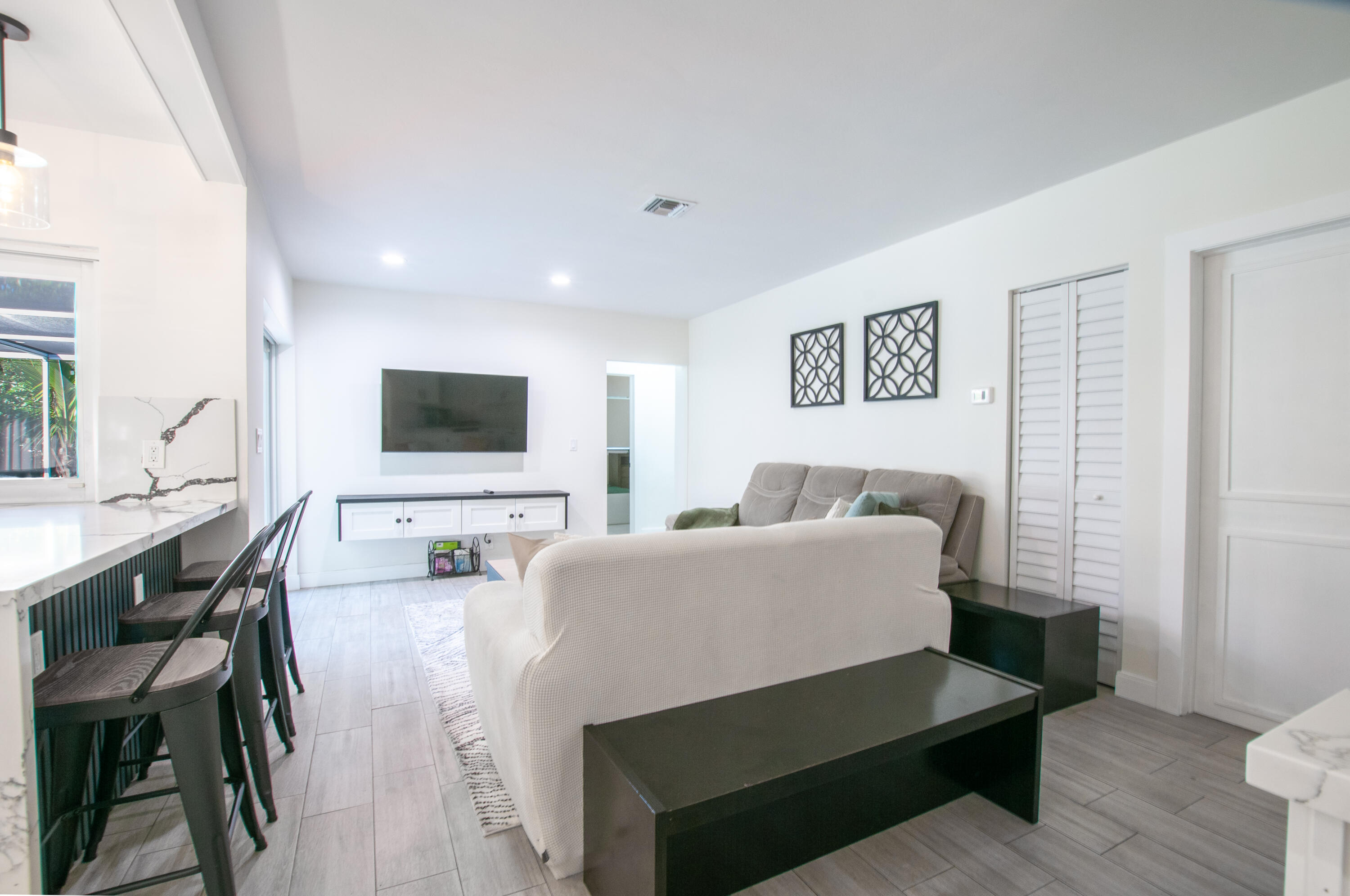 4507 Norfolk Island Pine Drive