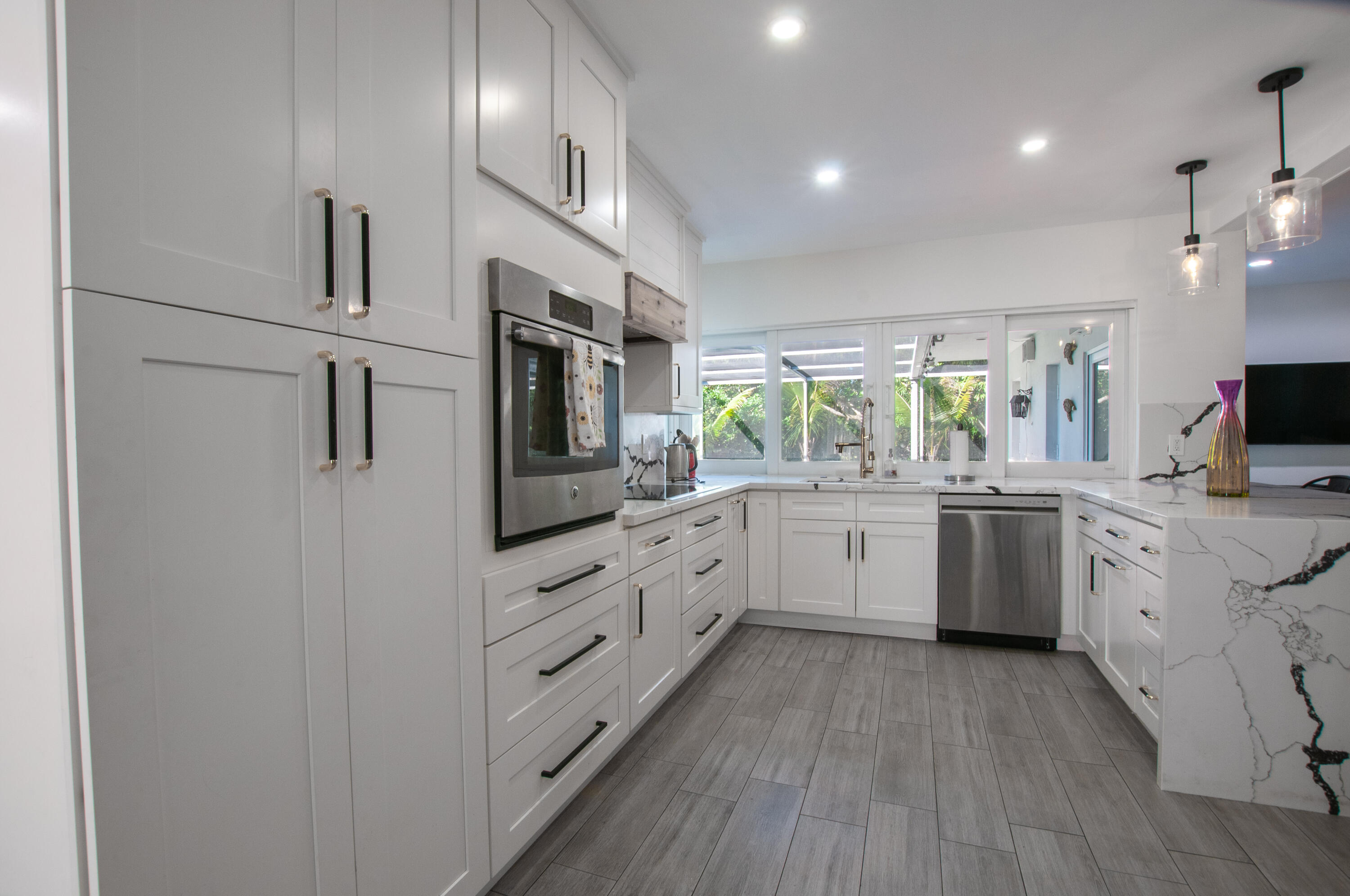 4507 Norfolk Island Pine Drive