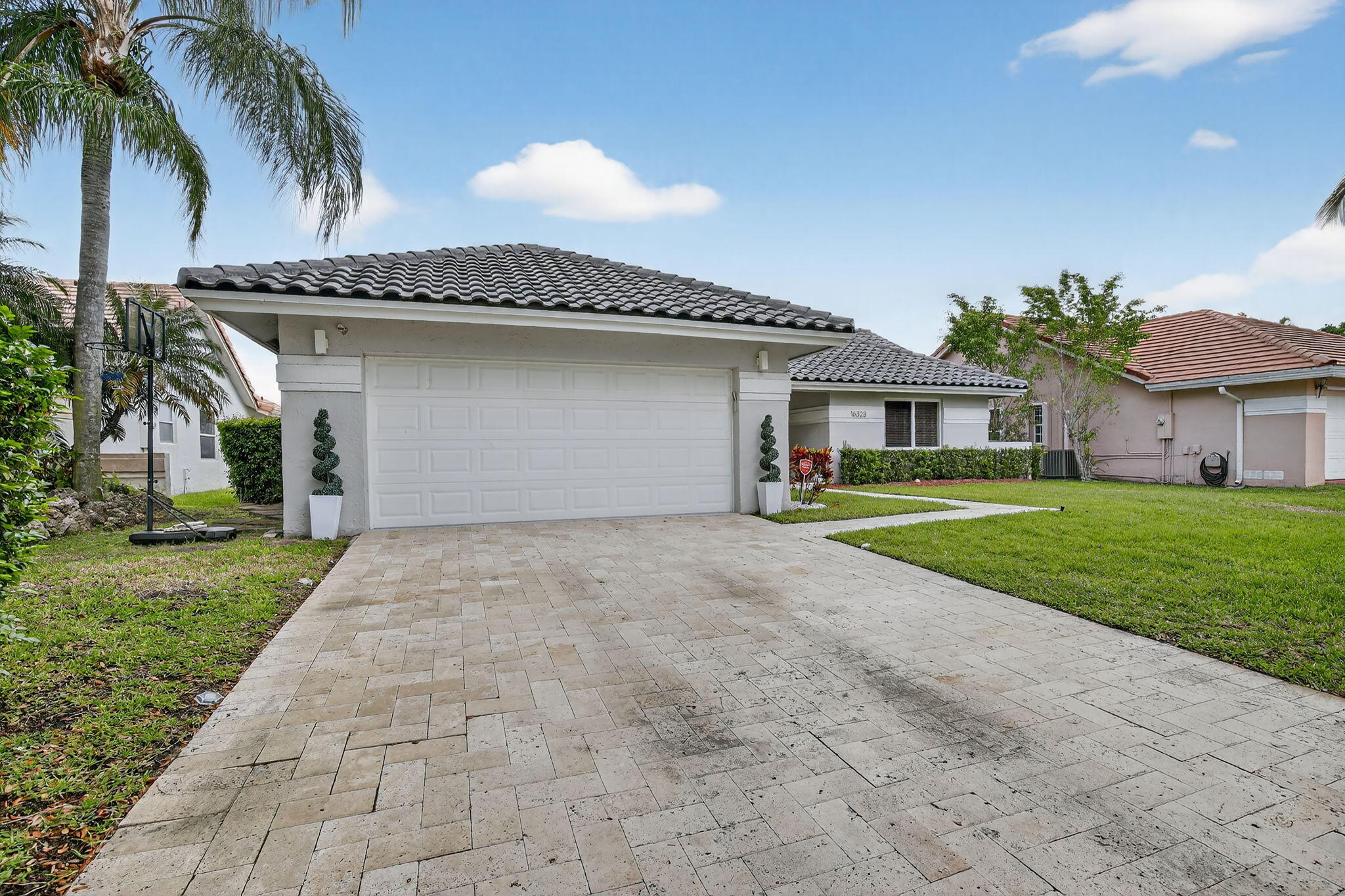 16323 NW 5th Street