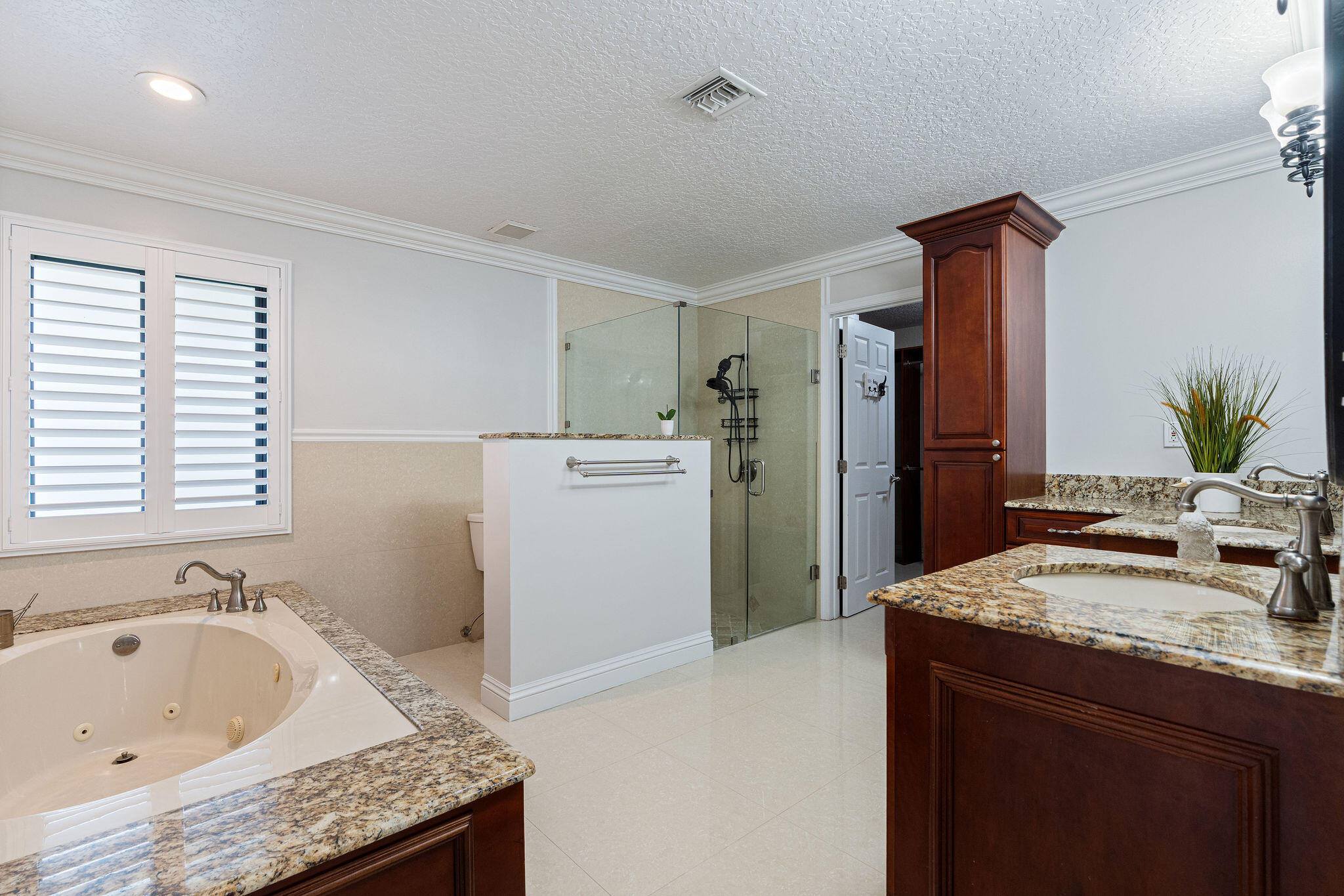 13821 Alexandria Court