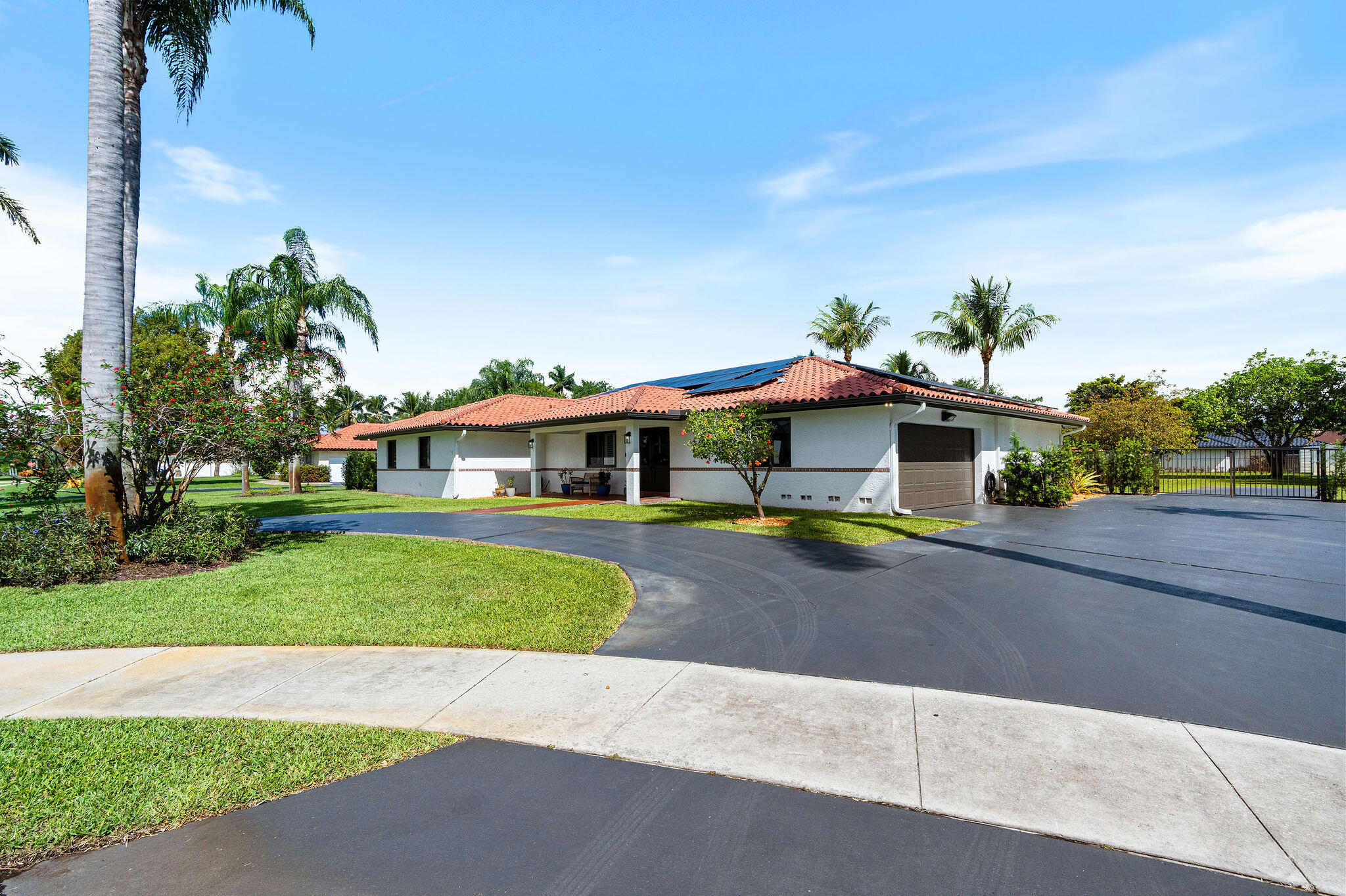 13821 Alexandria Court