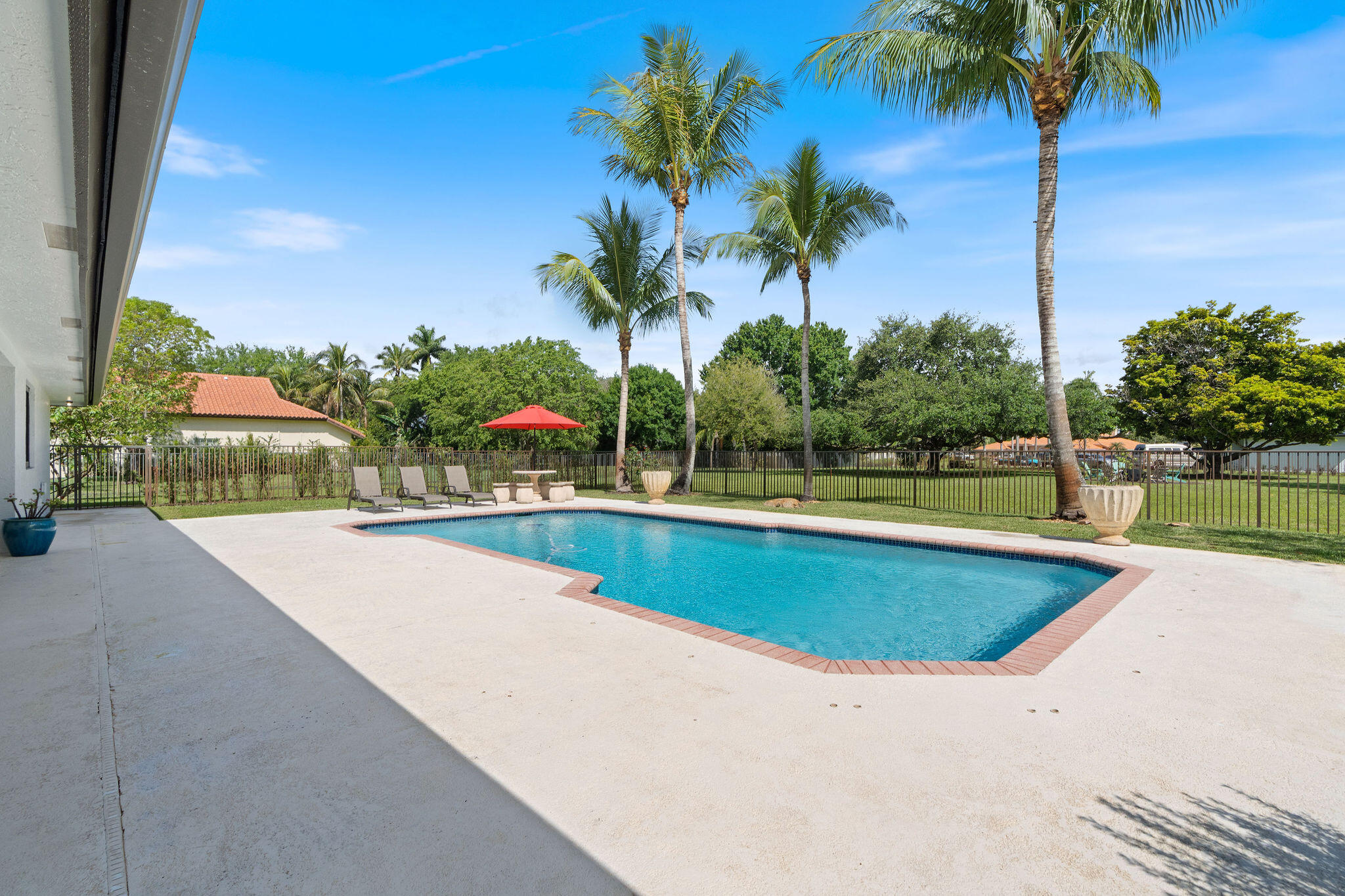 13821 Alexandria Court