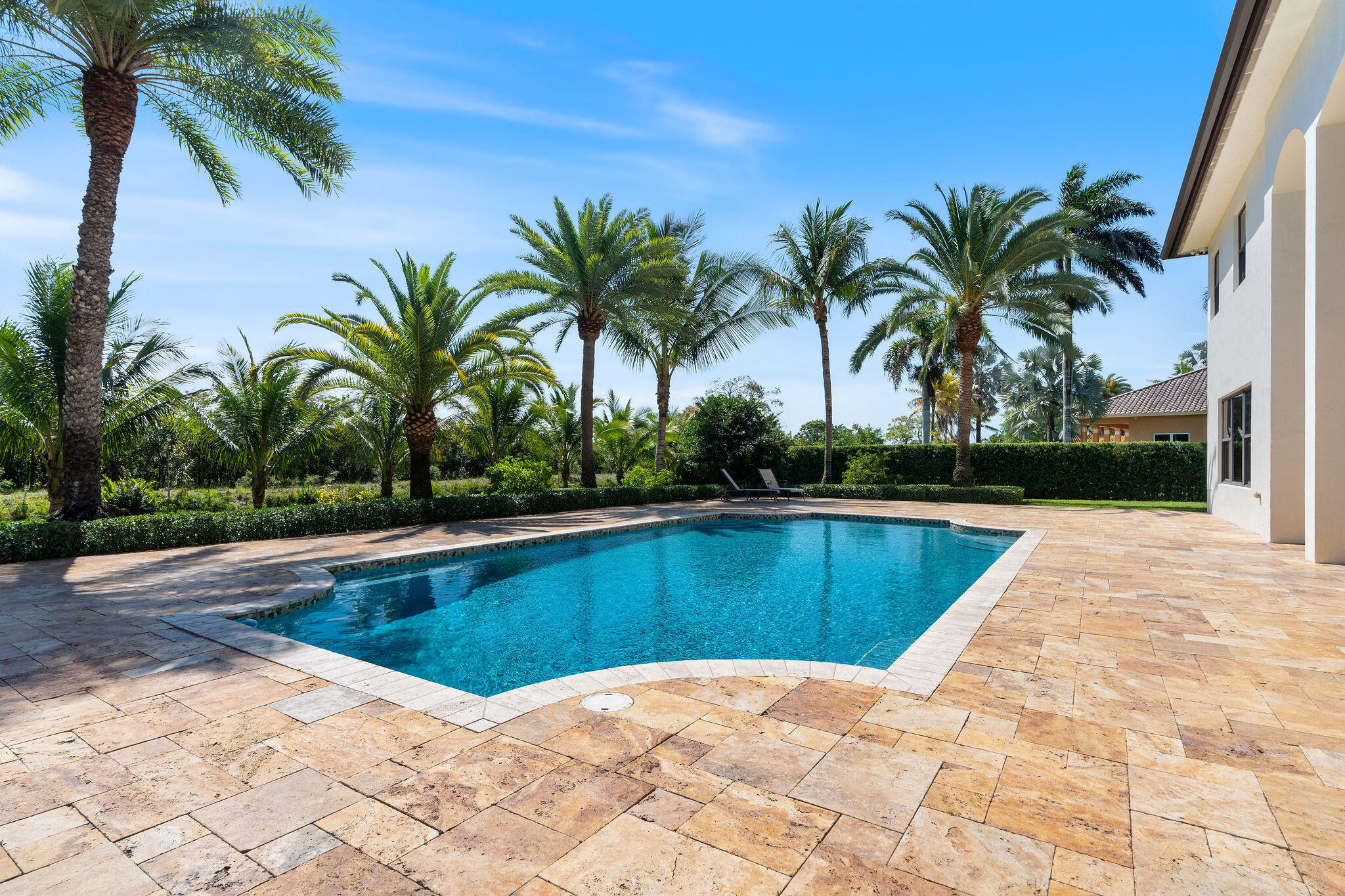 4052 E Ridgeview Drive