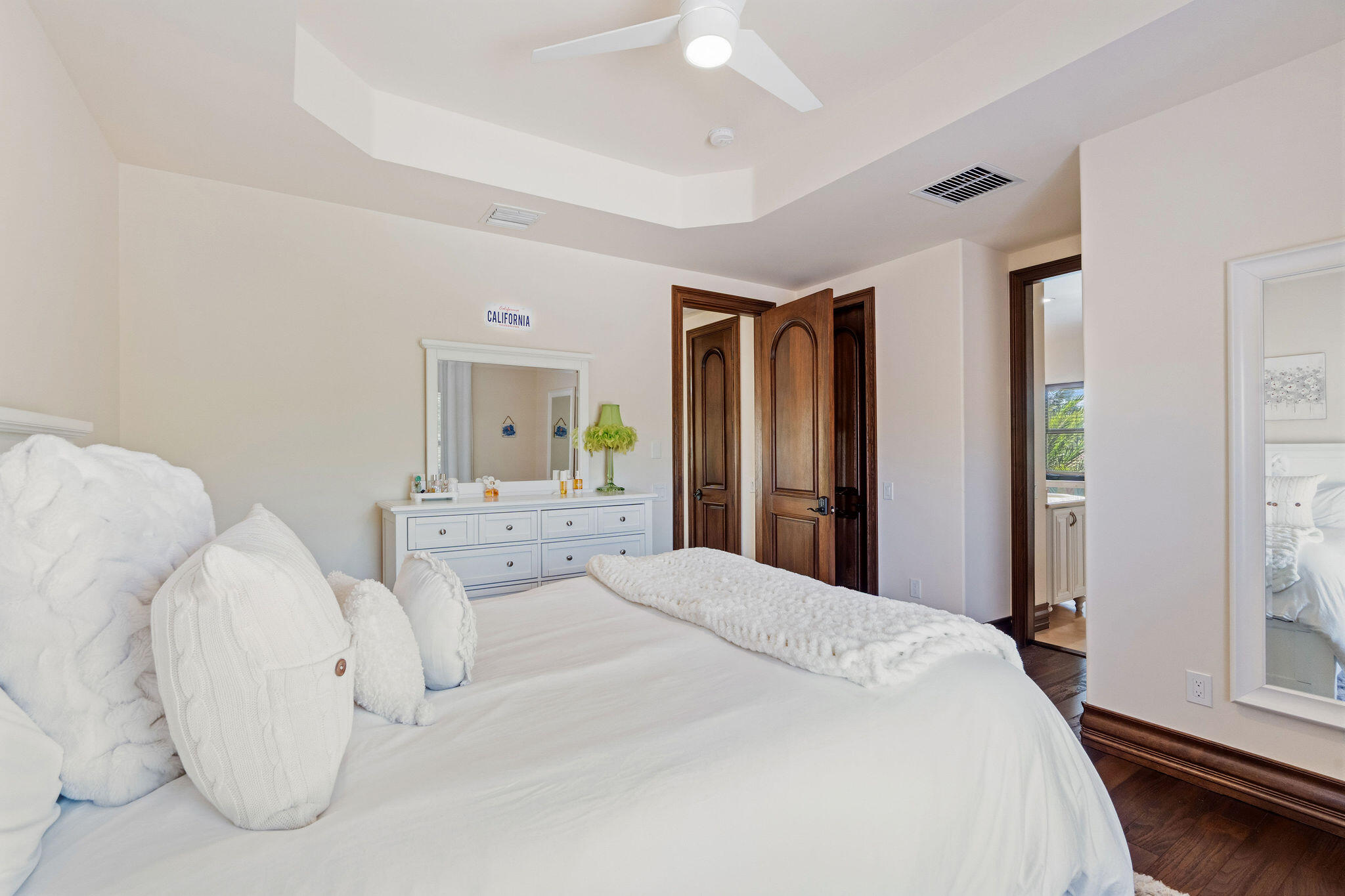 4052 E Ridgeview Drive