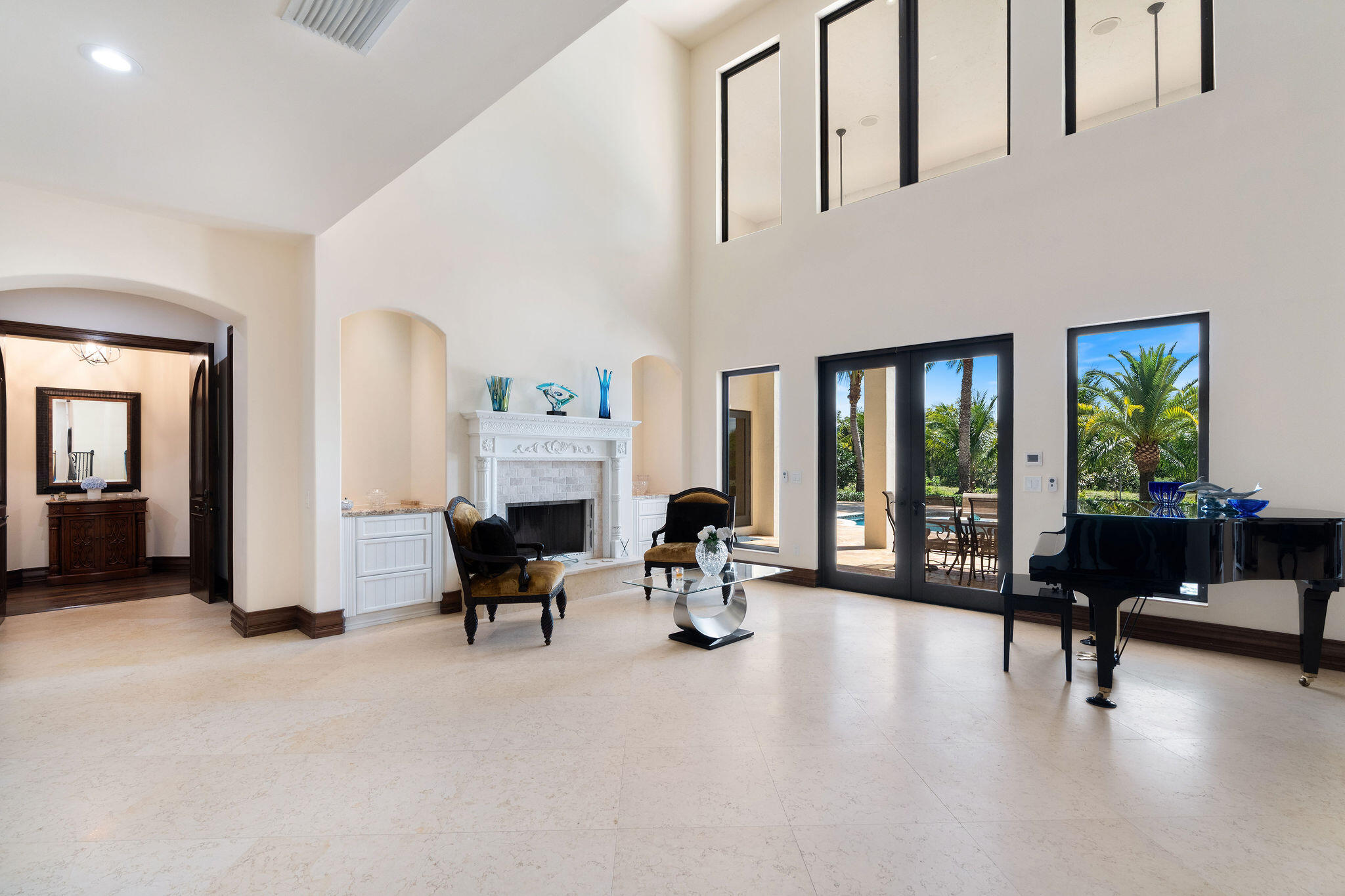 4052 E Ridgeview Drive