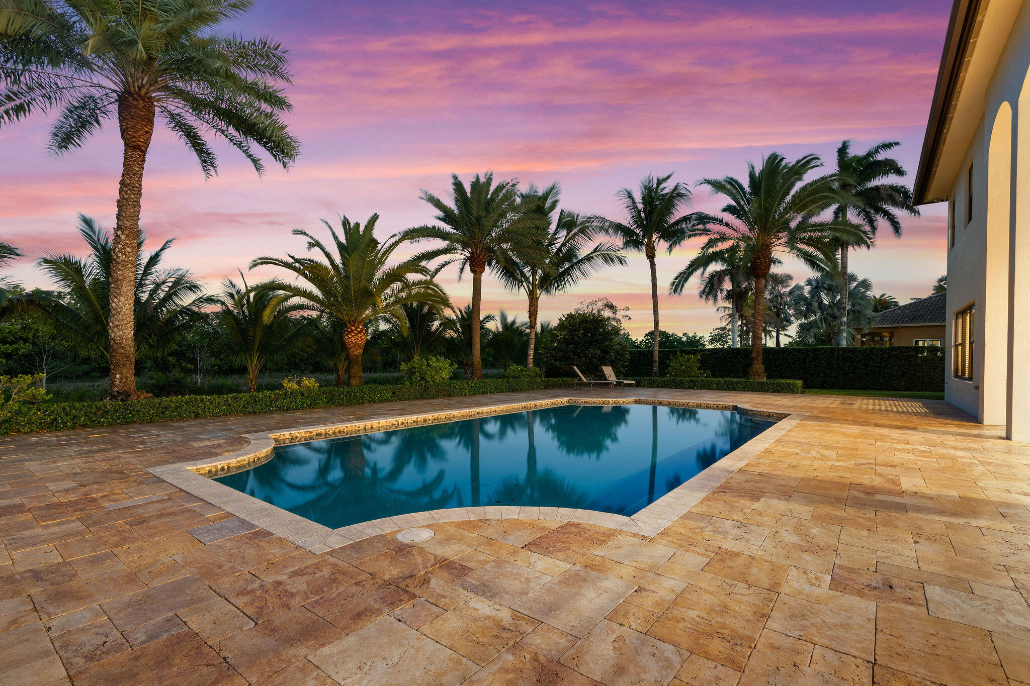 4052 E Ridgeview Drive