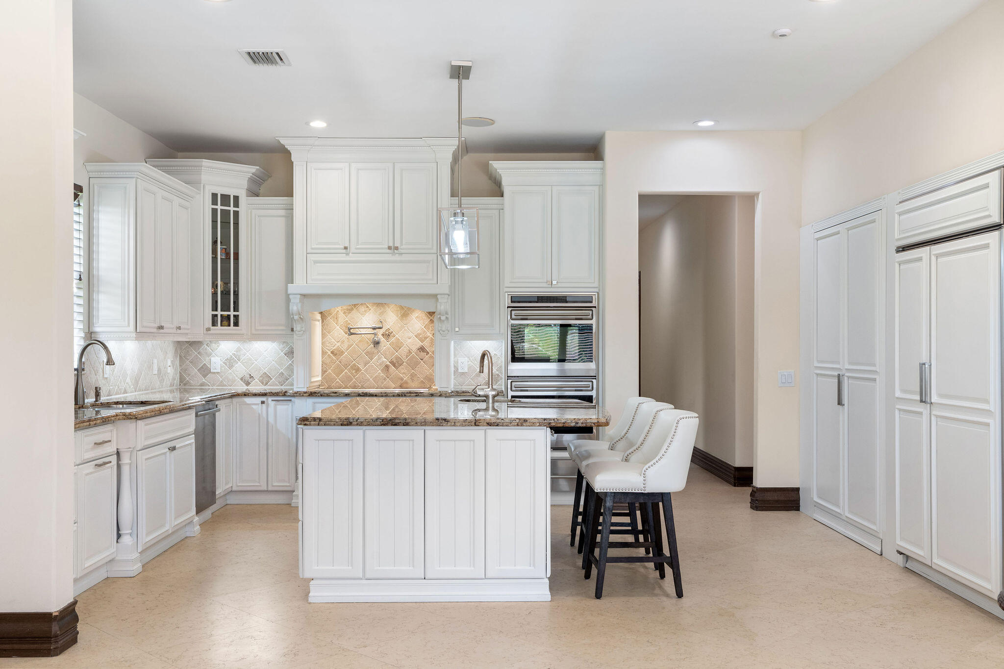 4052 E Ridgeview Drive