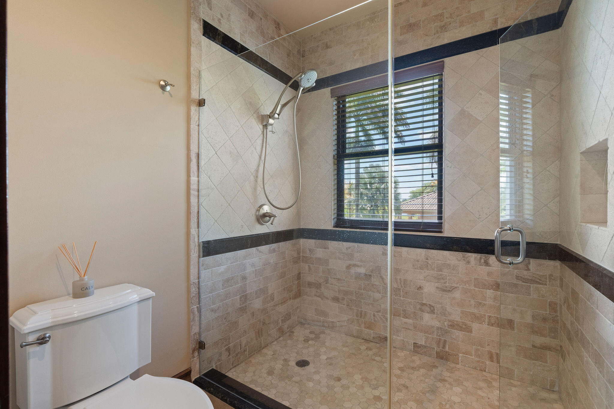 4052 E Ridgeview Drive