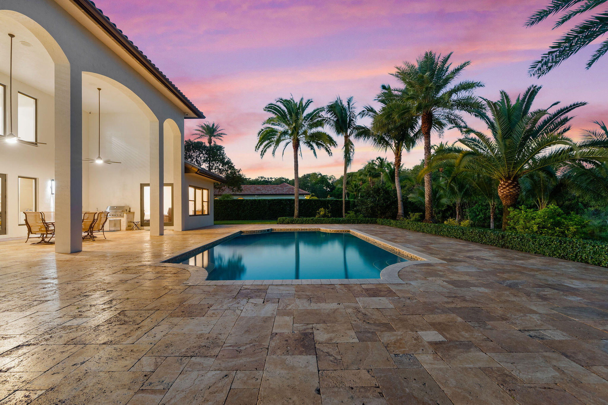 4052 E Ridgeview Drive