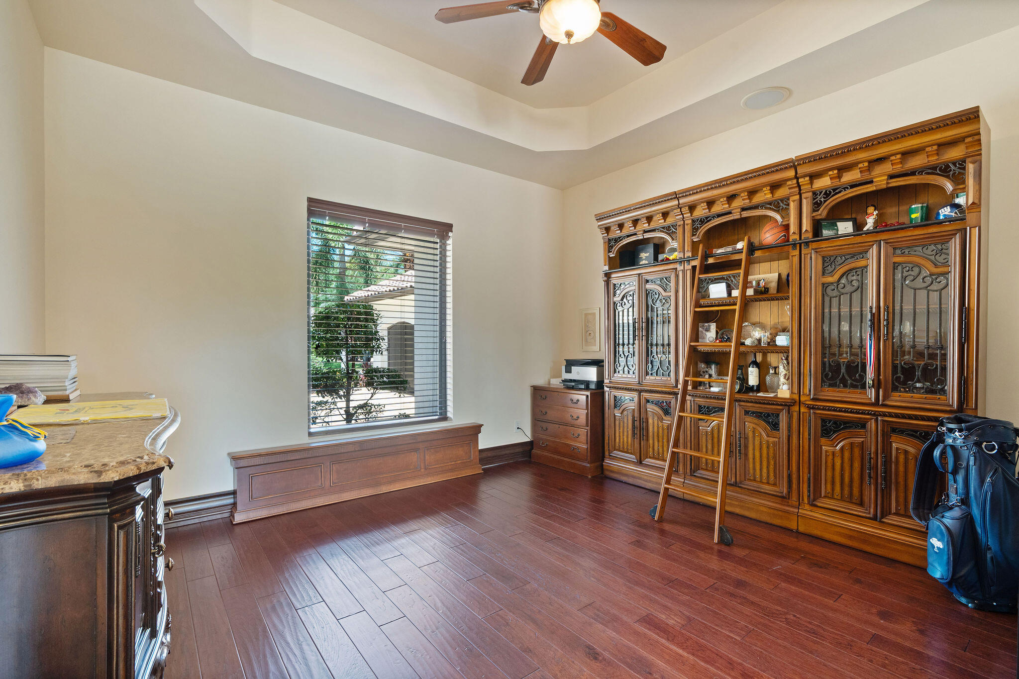 4052 E Ridgeview Drive