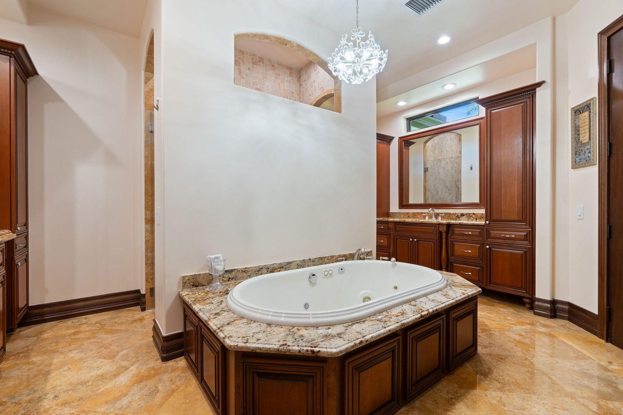 4052 E Ridgeview Drive