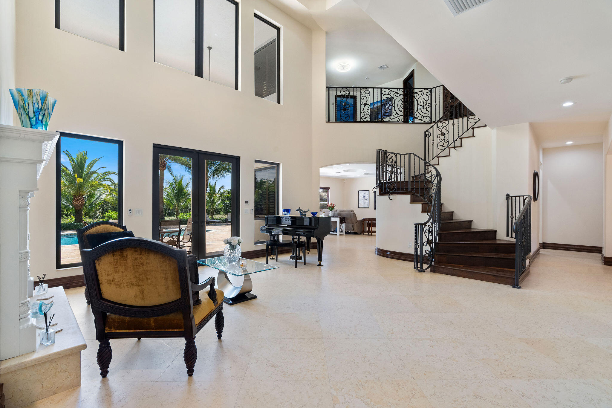 4052 E Ridgeview Drive