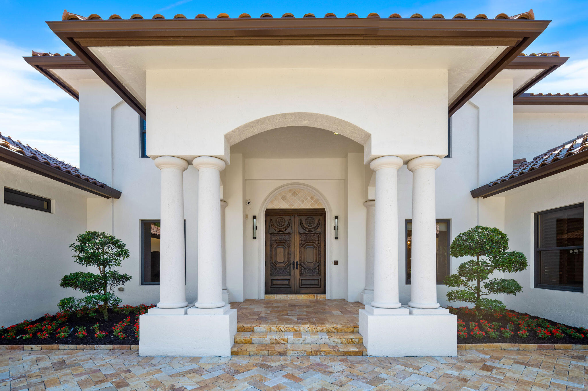 4052 E Ridgeview Drive