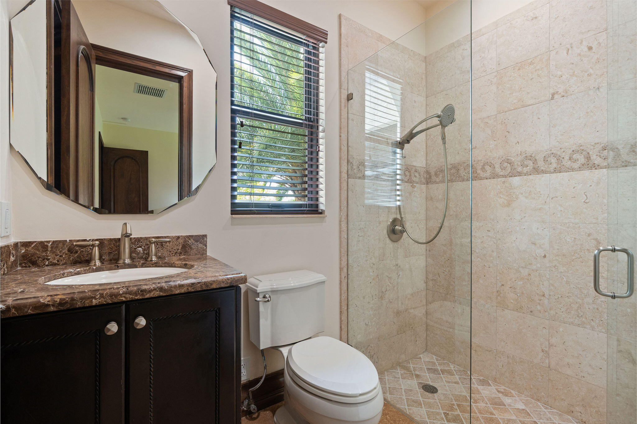 4052 E Ridgeview Drive