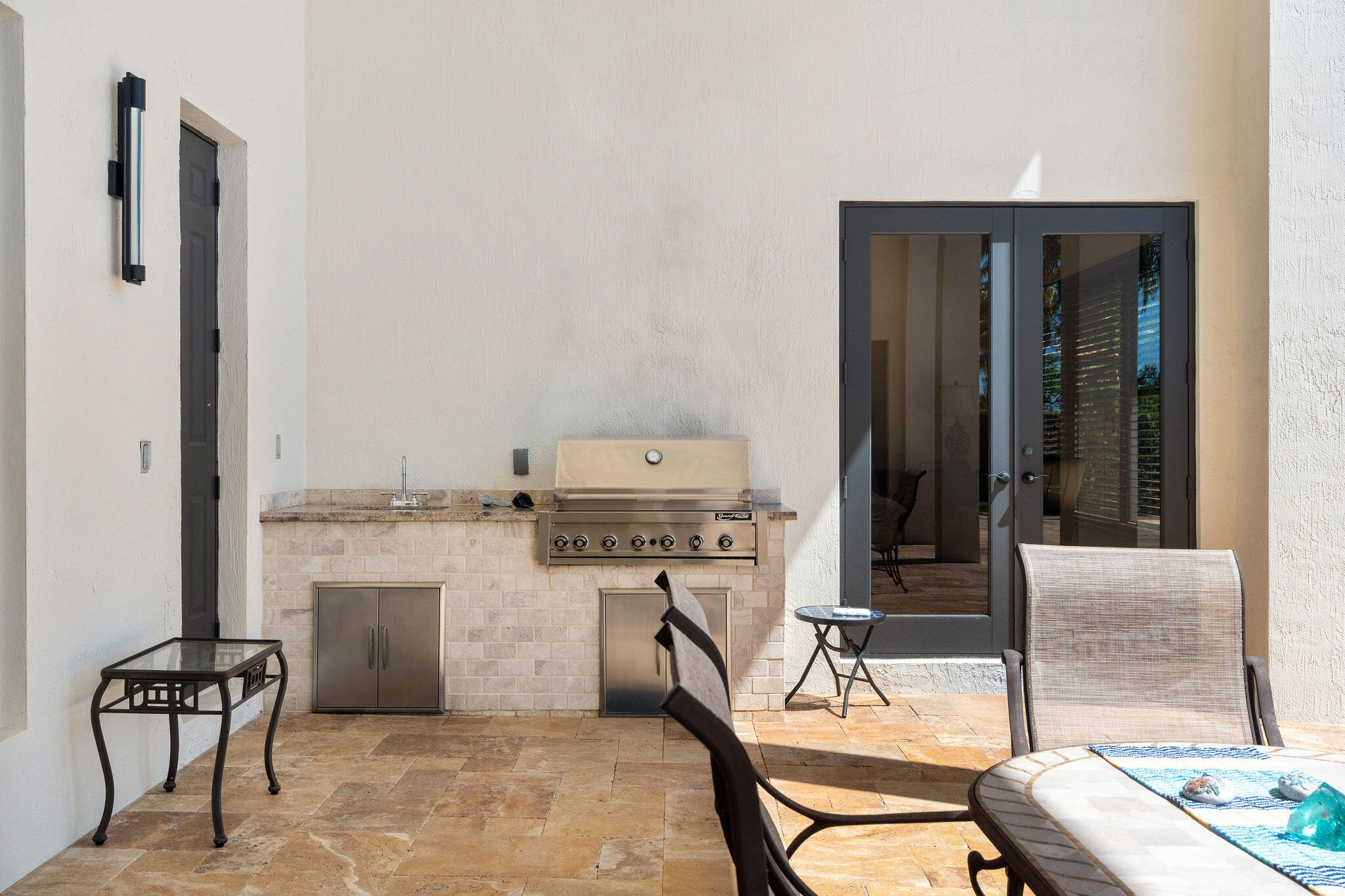 4052 E Ridgeview Drive