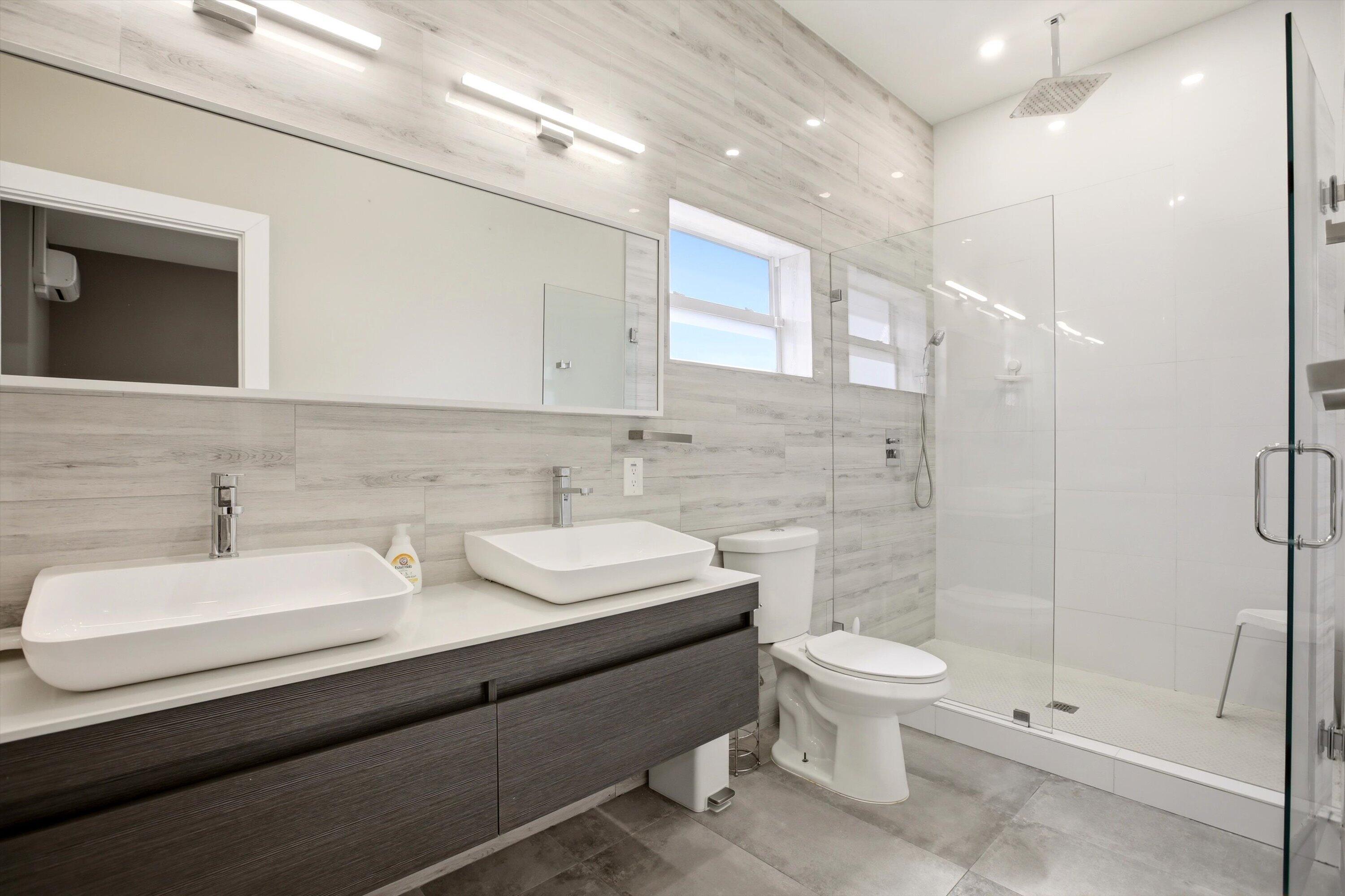 3660 S Longfellow Circle