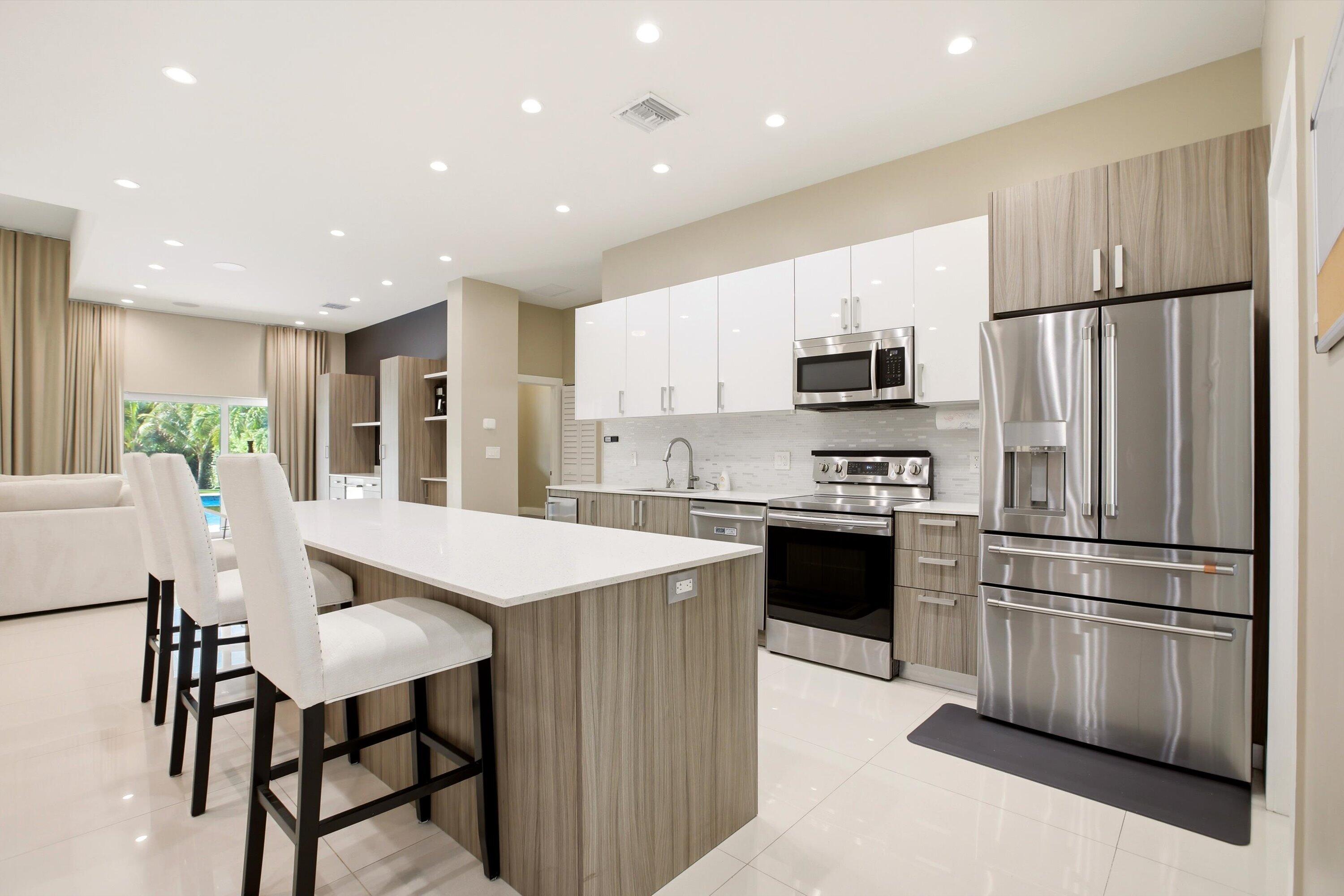 3660 S Longfellow Circle