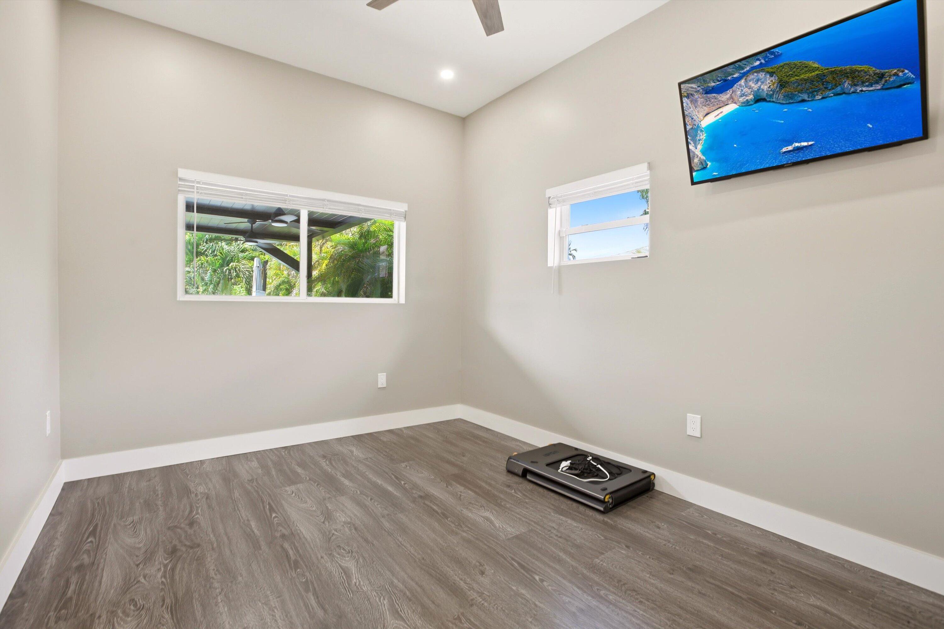 3660 S Longfellow Circle